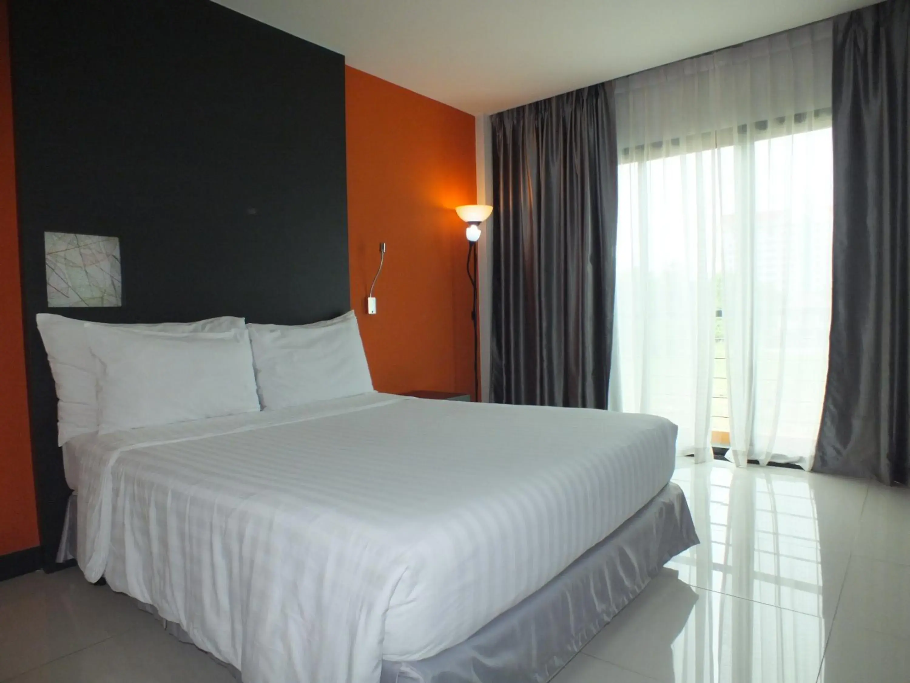 Photo of the whole room, Bed in Hub de Leaf @ Rayong Photo of the whole room, Bed in Hub de Leaf @ Rayong