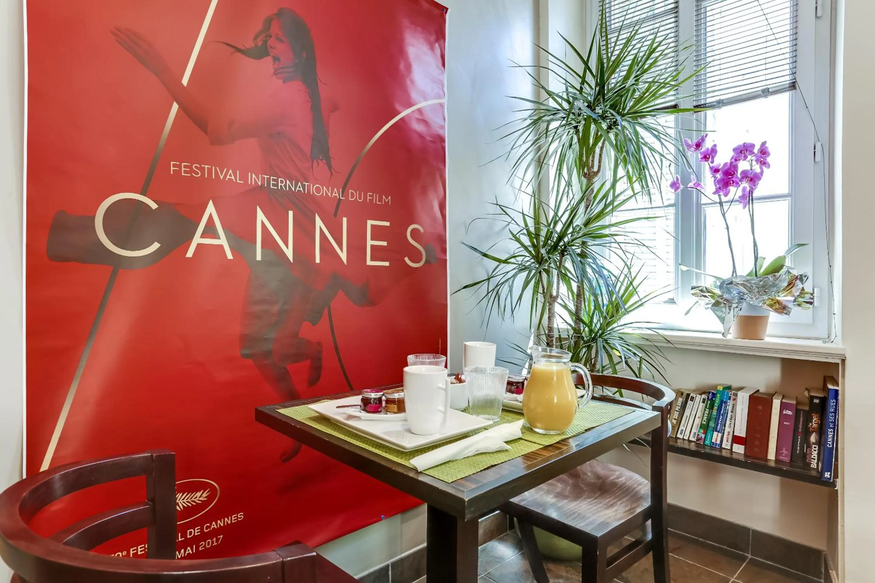 Buffet breakfast in Hotel Le Mistral