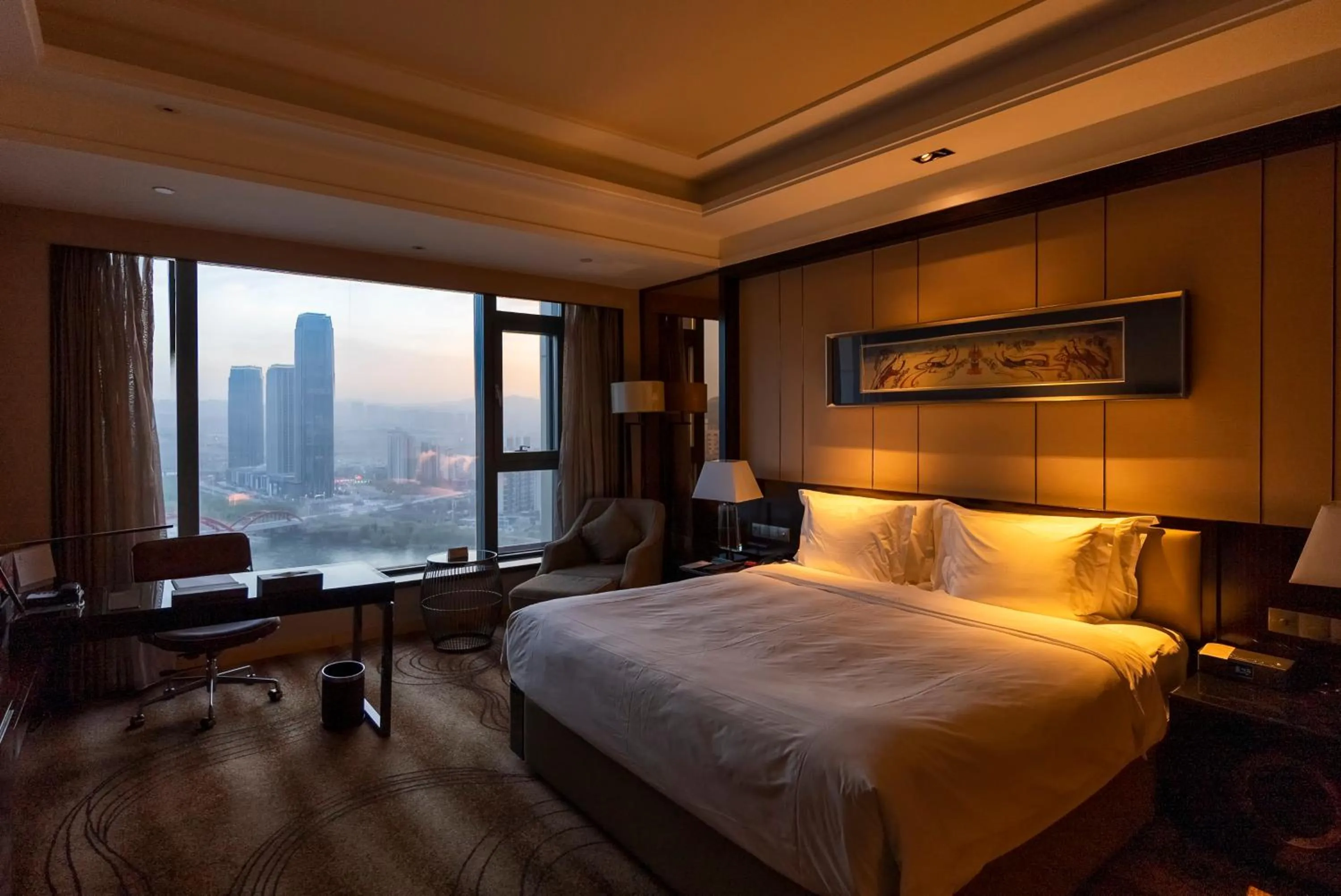Photo of the whole room, Bed in Crowne Plaza Hotel Lanzhou by IHG