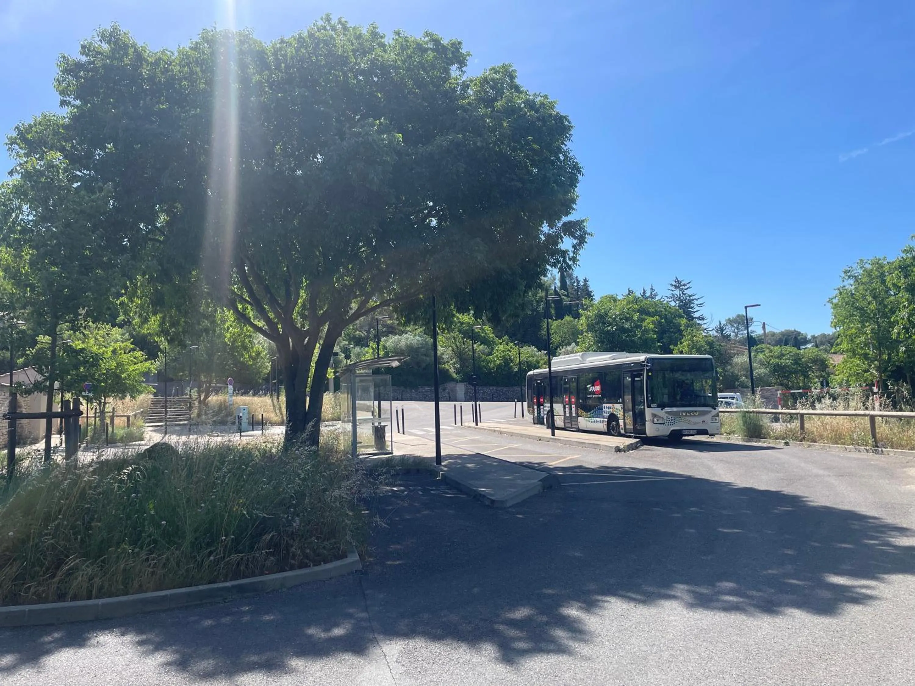 Neighbourhood in La Chambre Haute et son jardin dans les hauteurs de Nîmes