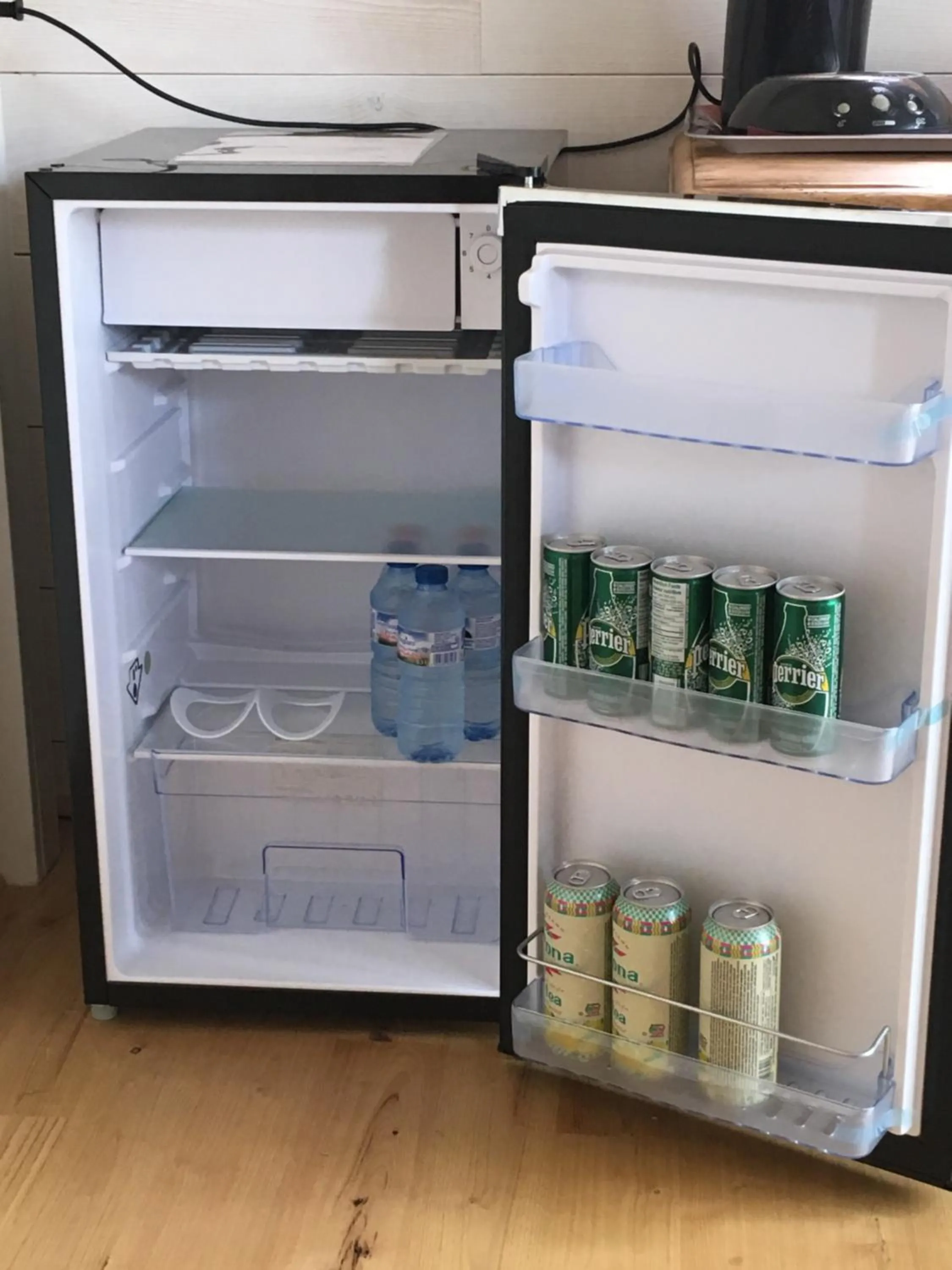 Drinks in La Chambre Haute et son jardin dans les hauteurs de Nîmes