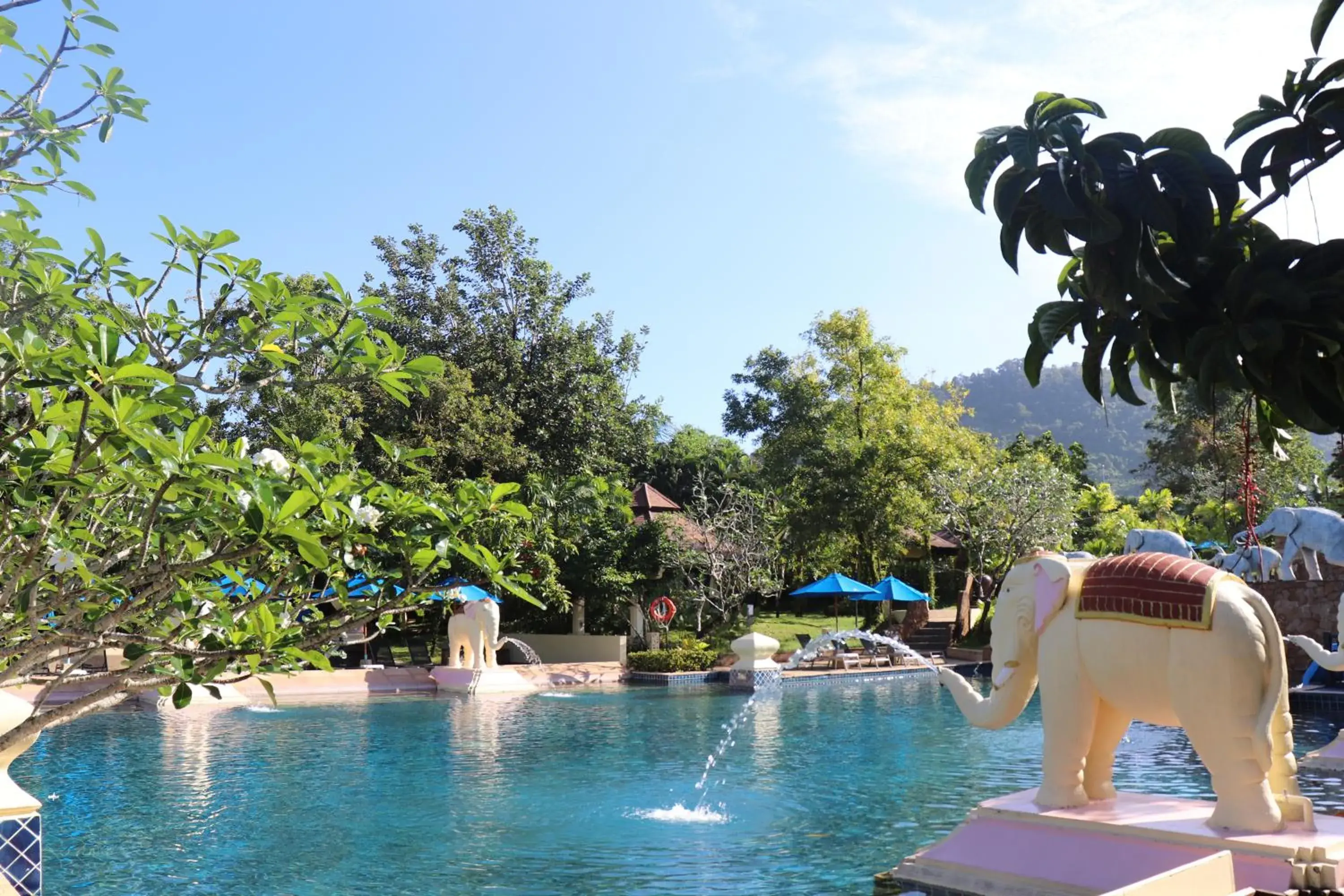 Pool view in Seaview Resort Khao Lak - SHA Plus Pool view in Seaview Resort Khao Lak - SHA Plus