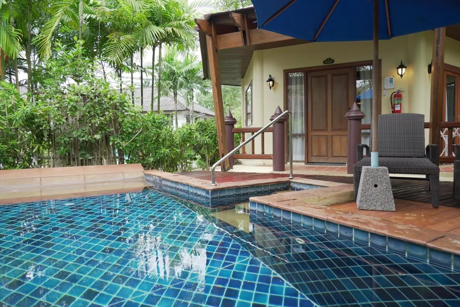 Swimming pool in Seaview Resort Khao Lak - SHA Plus