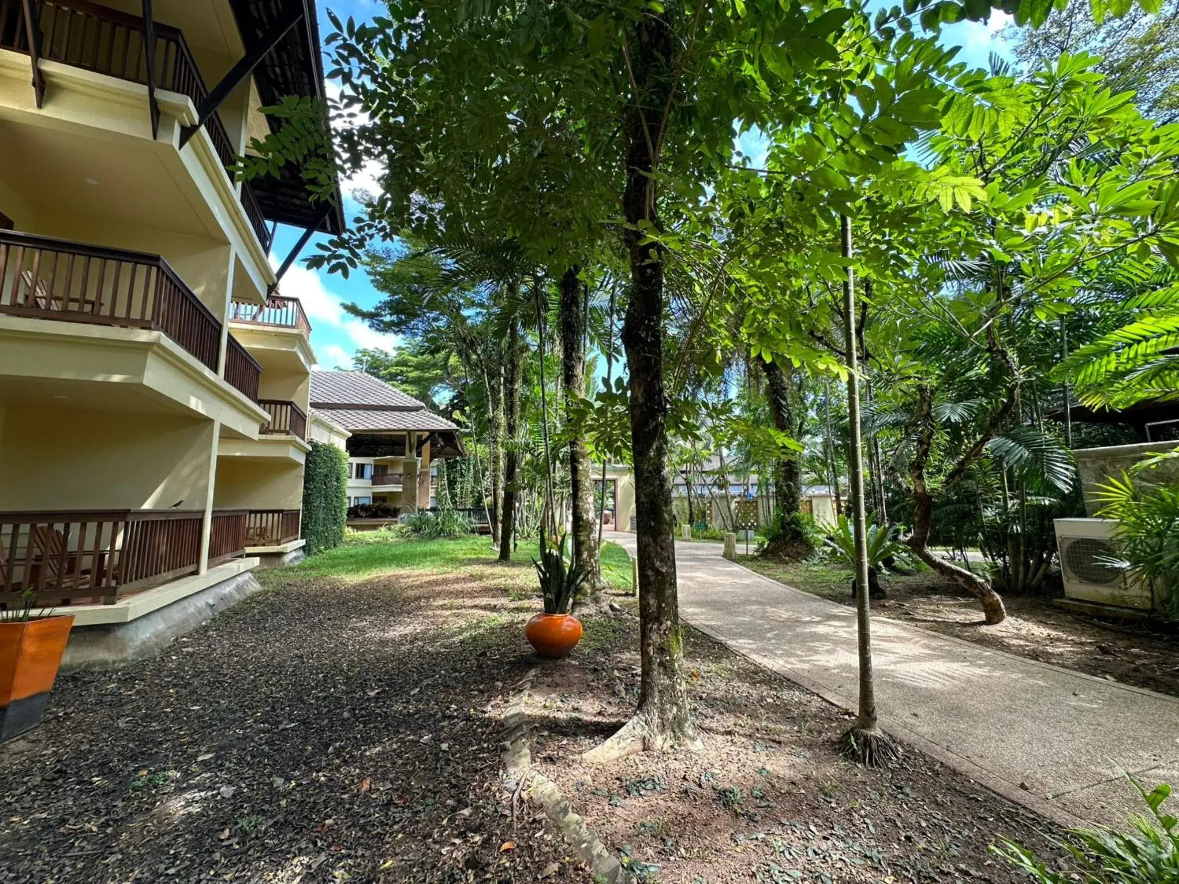 Property building in Seaview Resort Khao Lak - SHA Plus Property building in Seaview Resort Khao Lak - SHA Plus