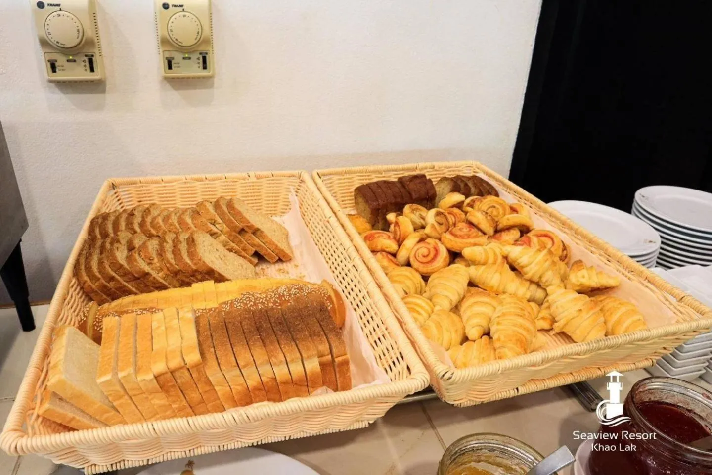 Restaurant/places to eat in Seaview Resort Khao Lak - SHA Plus