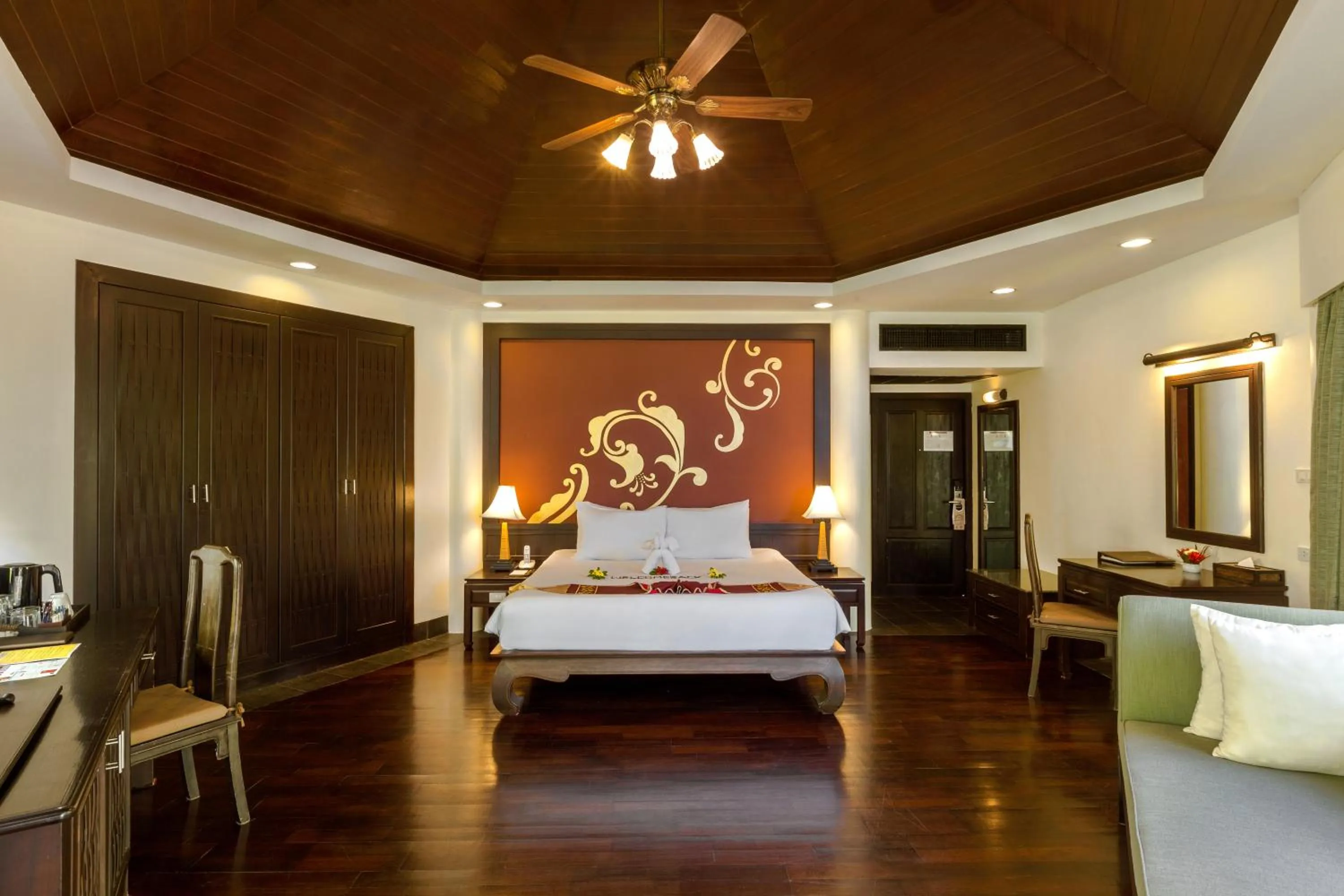 Bedroom, Bed in Seaview Resort Khao Lak - SHA Plus