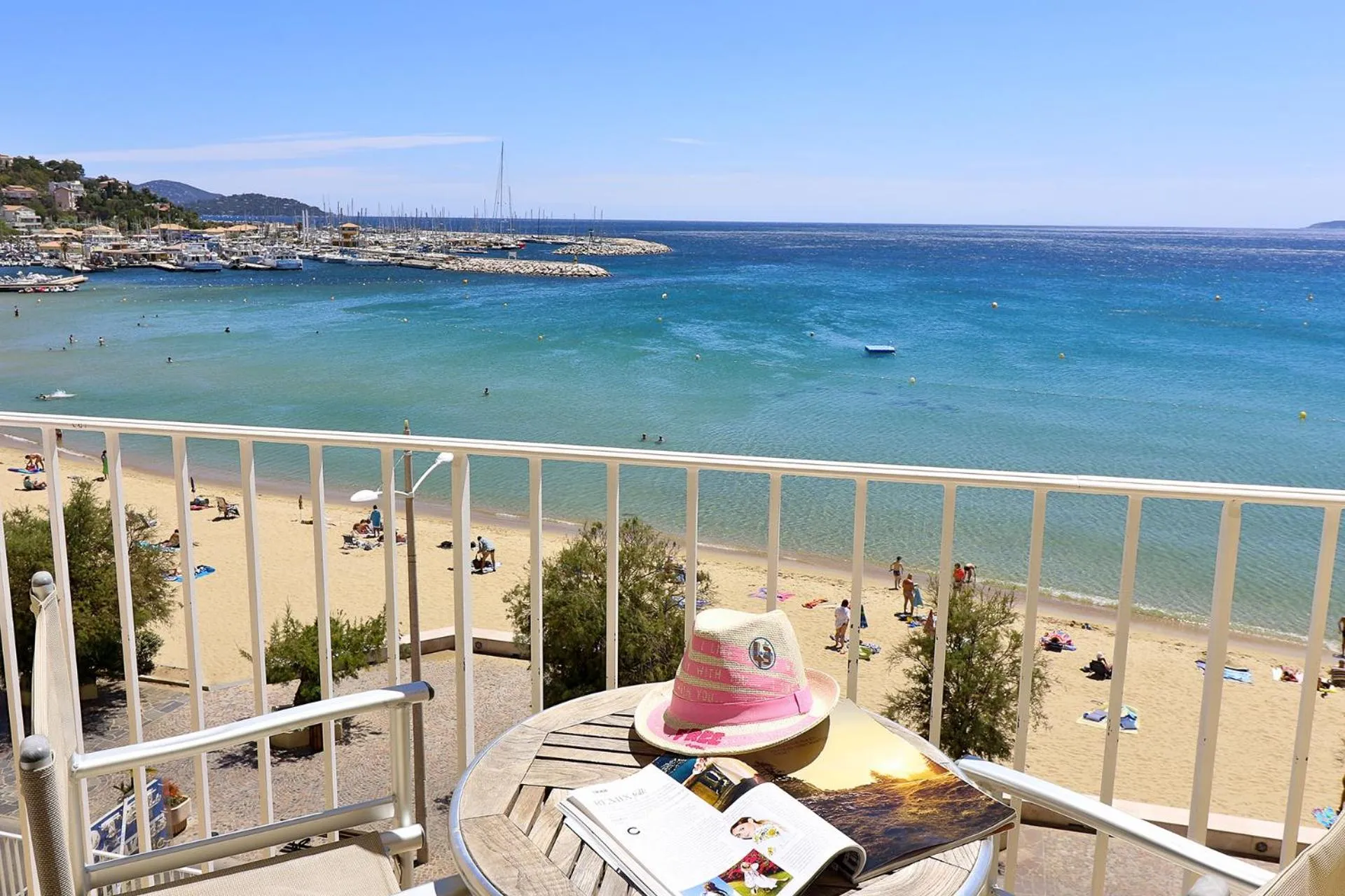 Balcony/Terrace in Hôtel Beau Rivage