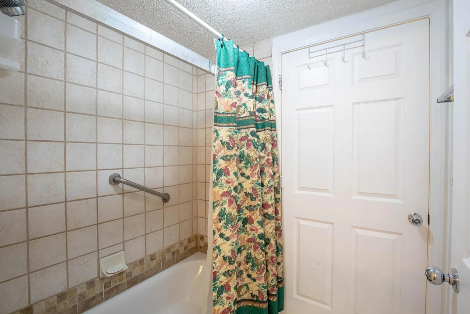 Bathroom in Keeler Island Princess 508