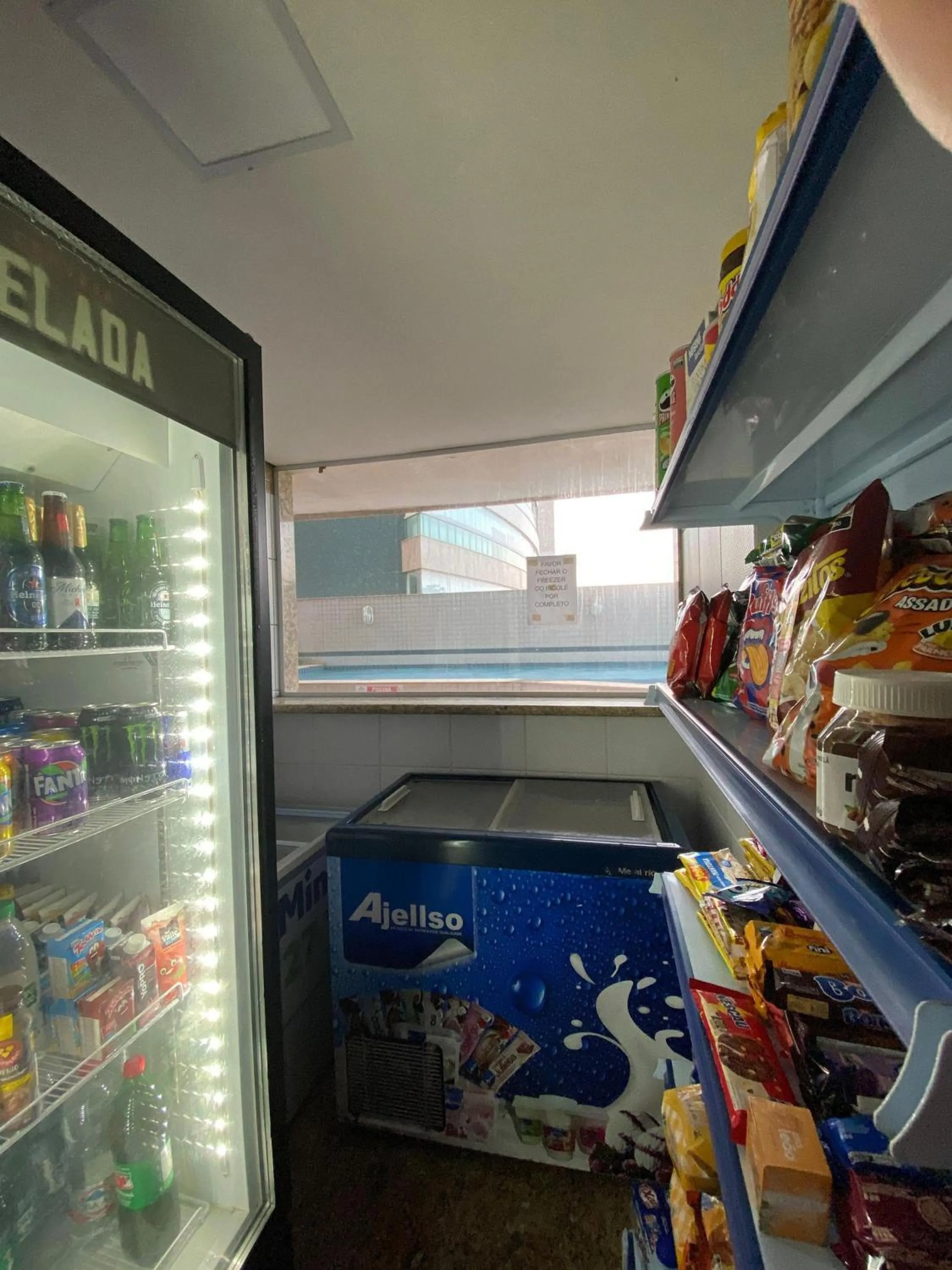 Supermarket/grocery shop in Diamond Beach