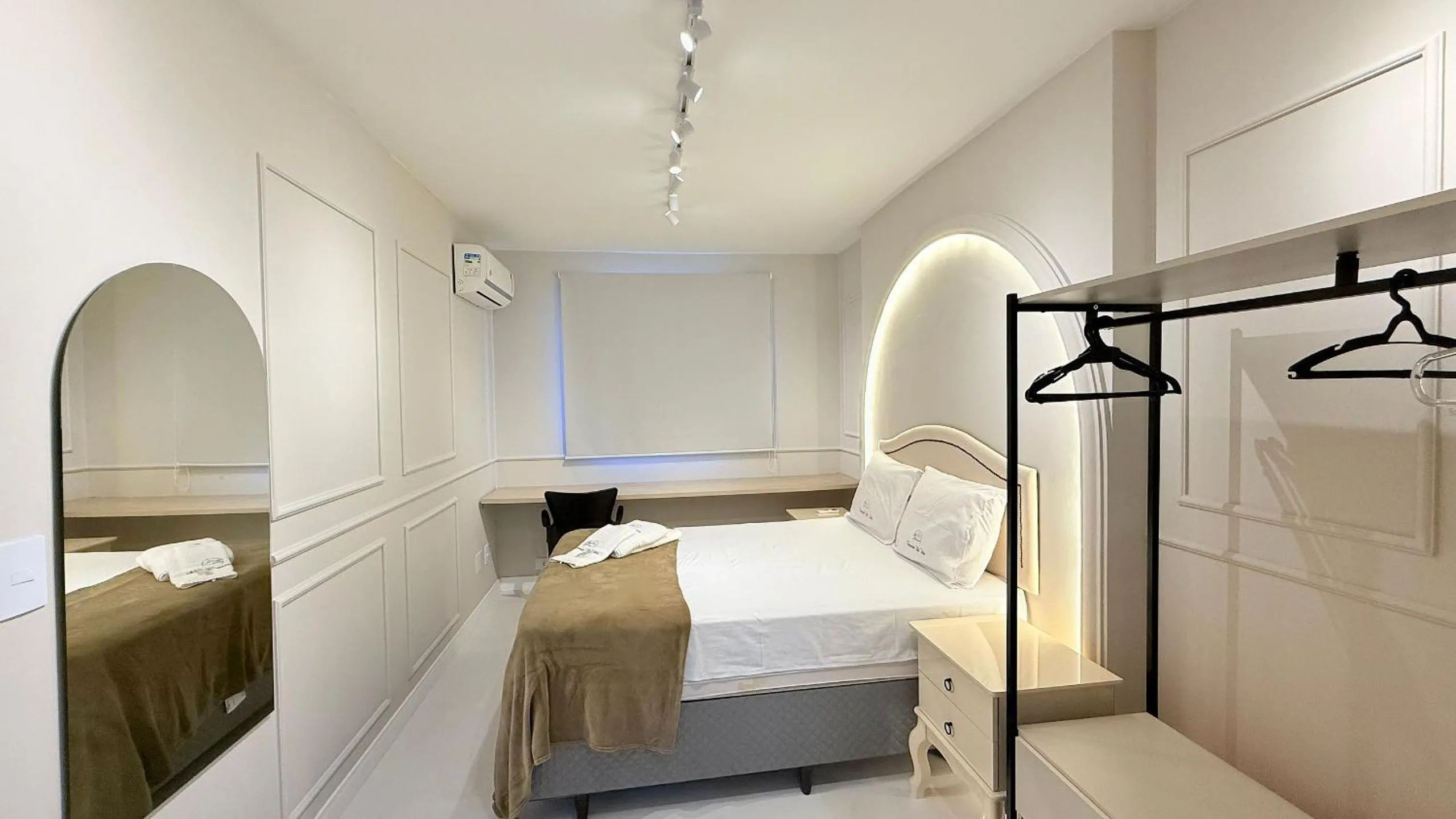 Bedroom, Bed in Diamond Beach