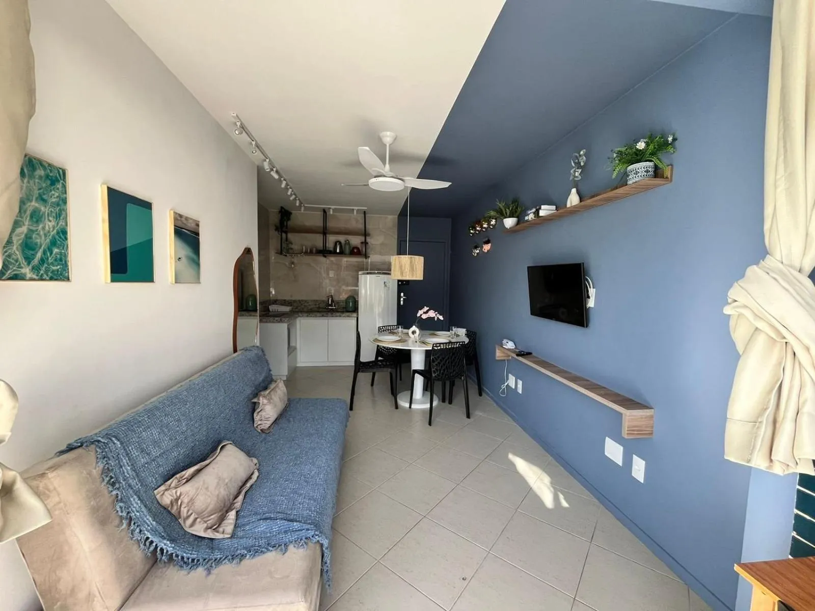 Living room, Bed in Diamond Beach