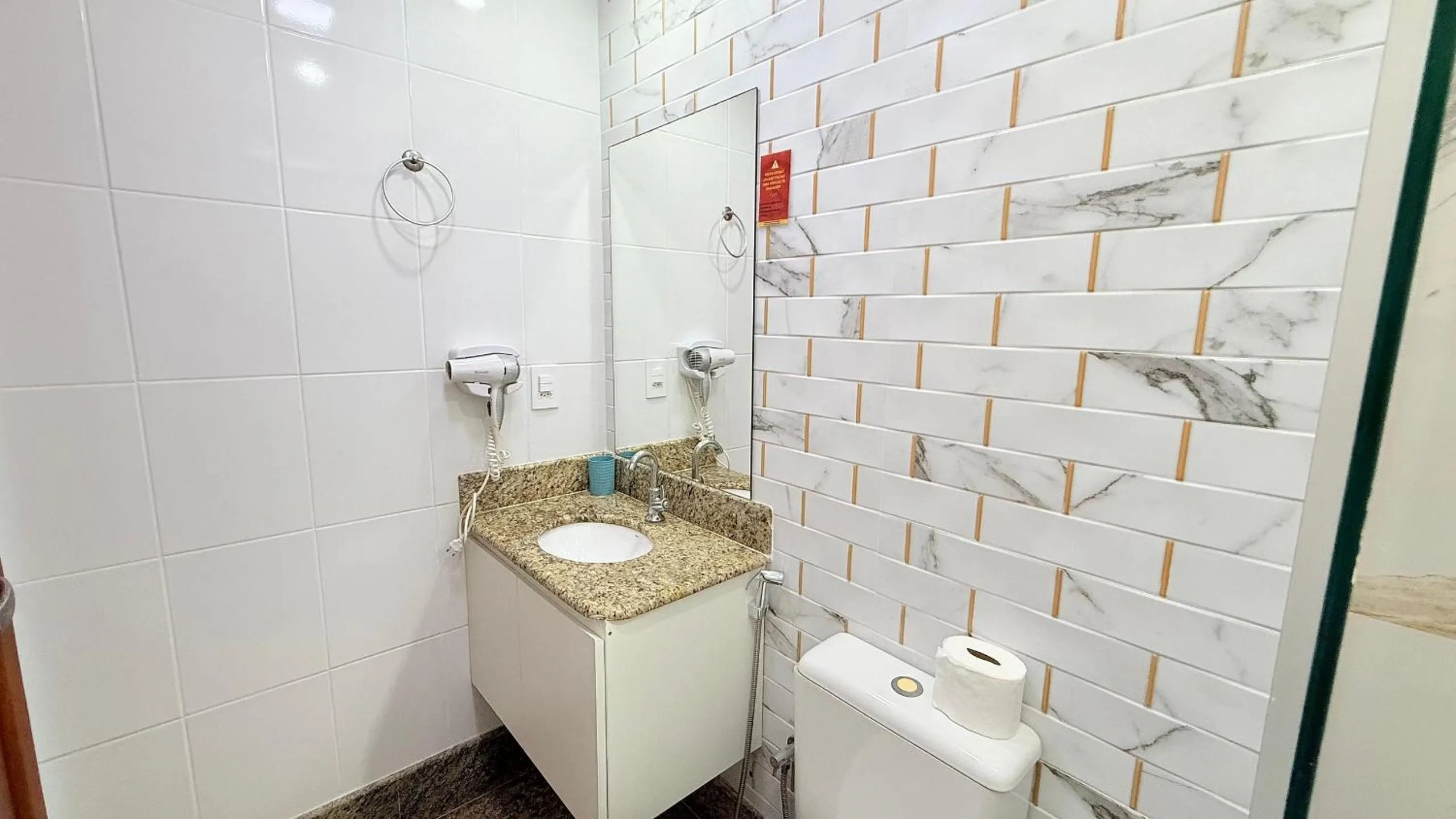 Toilet in Diamond Beach