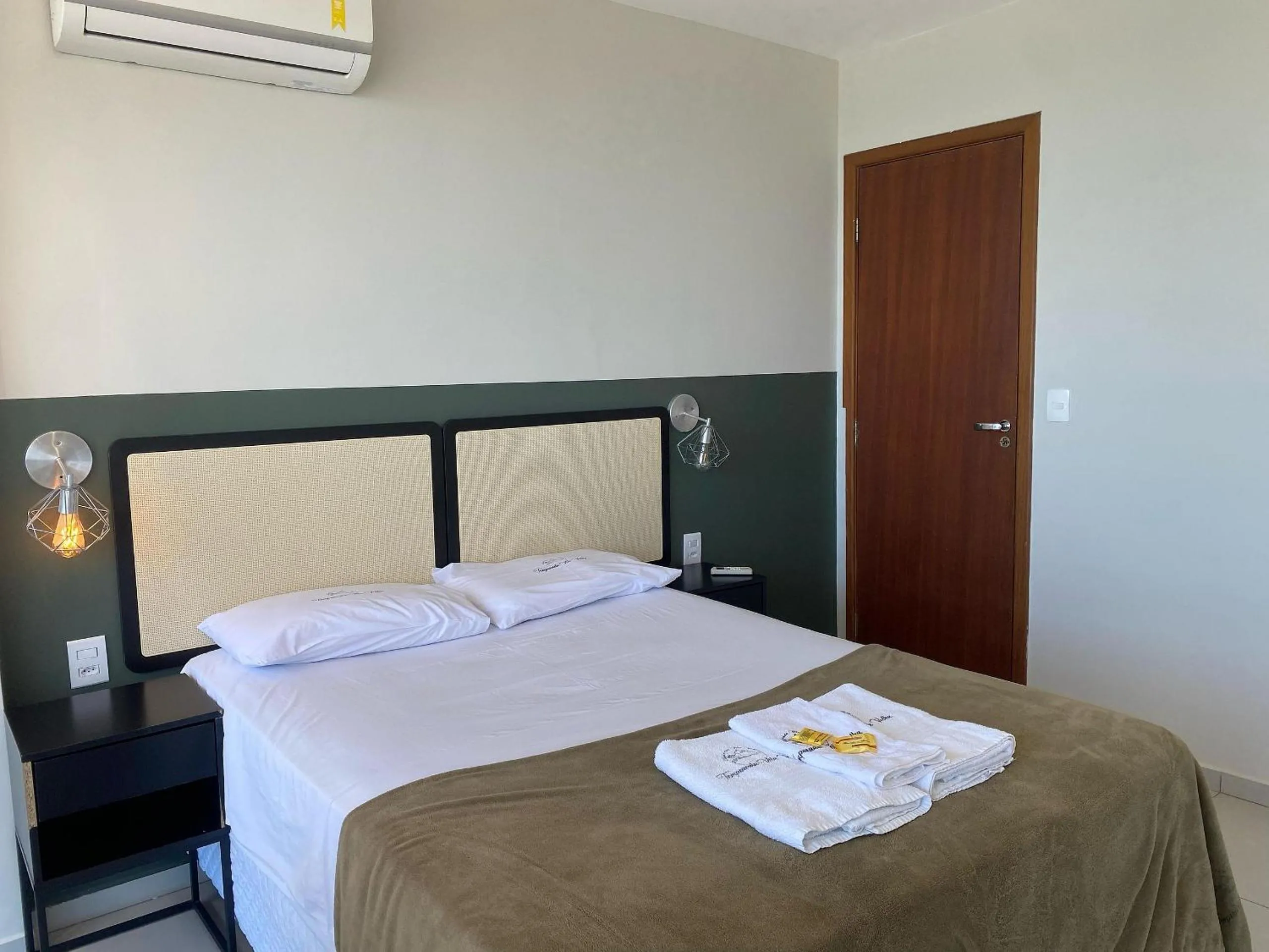 Bed in Diamond Beach