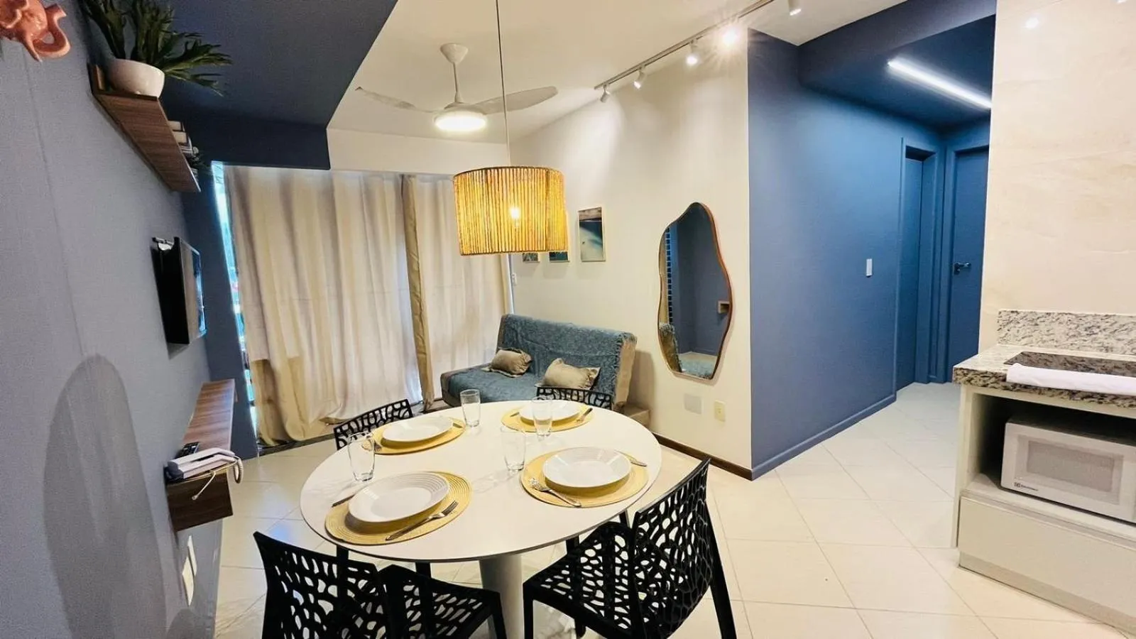 Communal lounge/ TV room in Diamond Beach