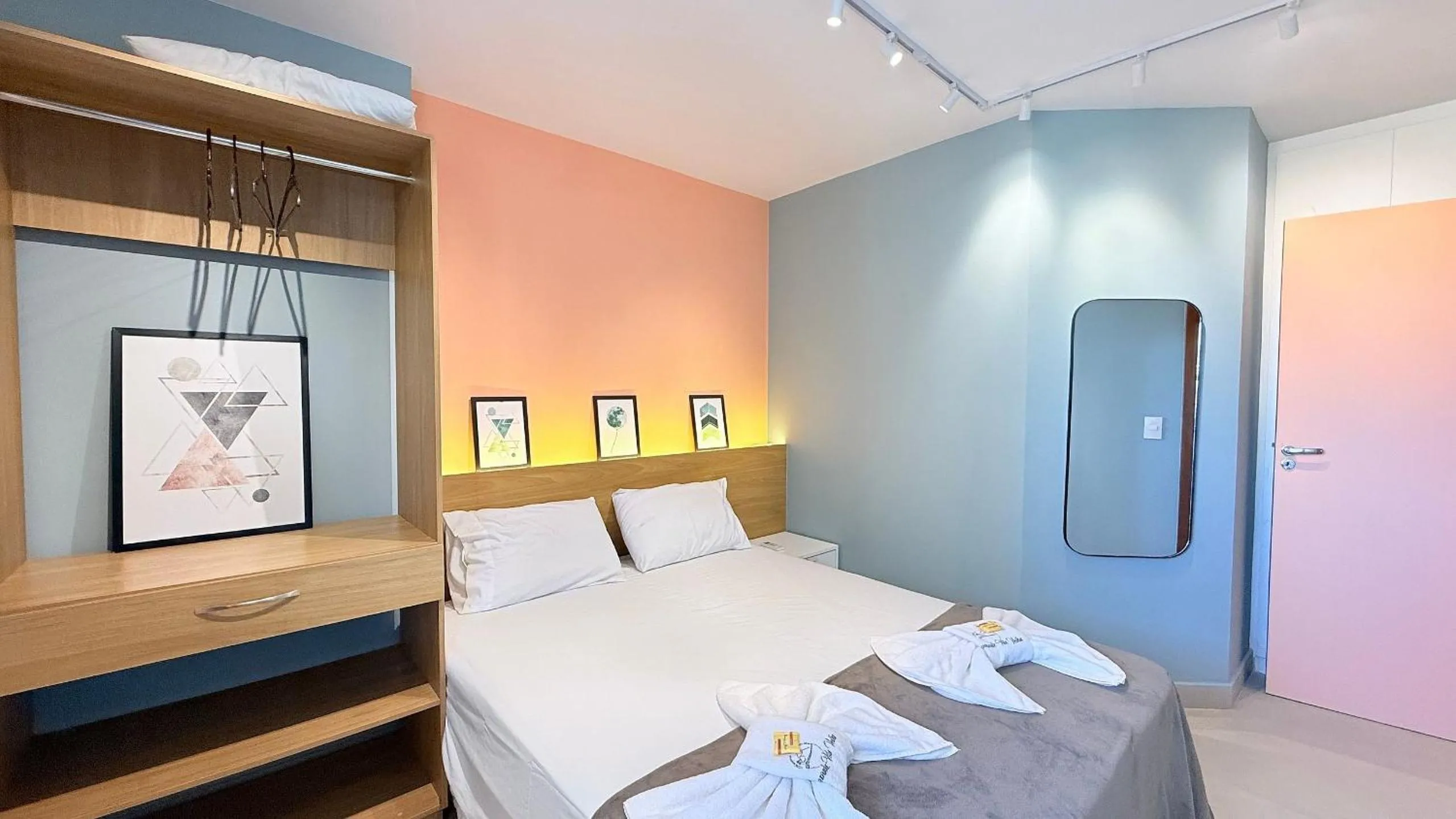 Bed in Diamond Beach