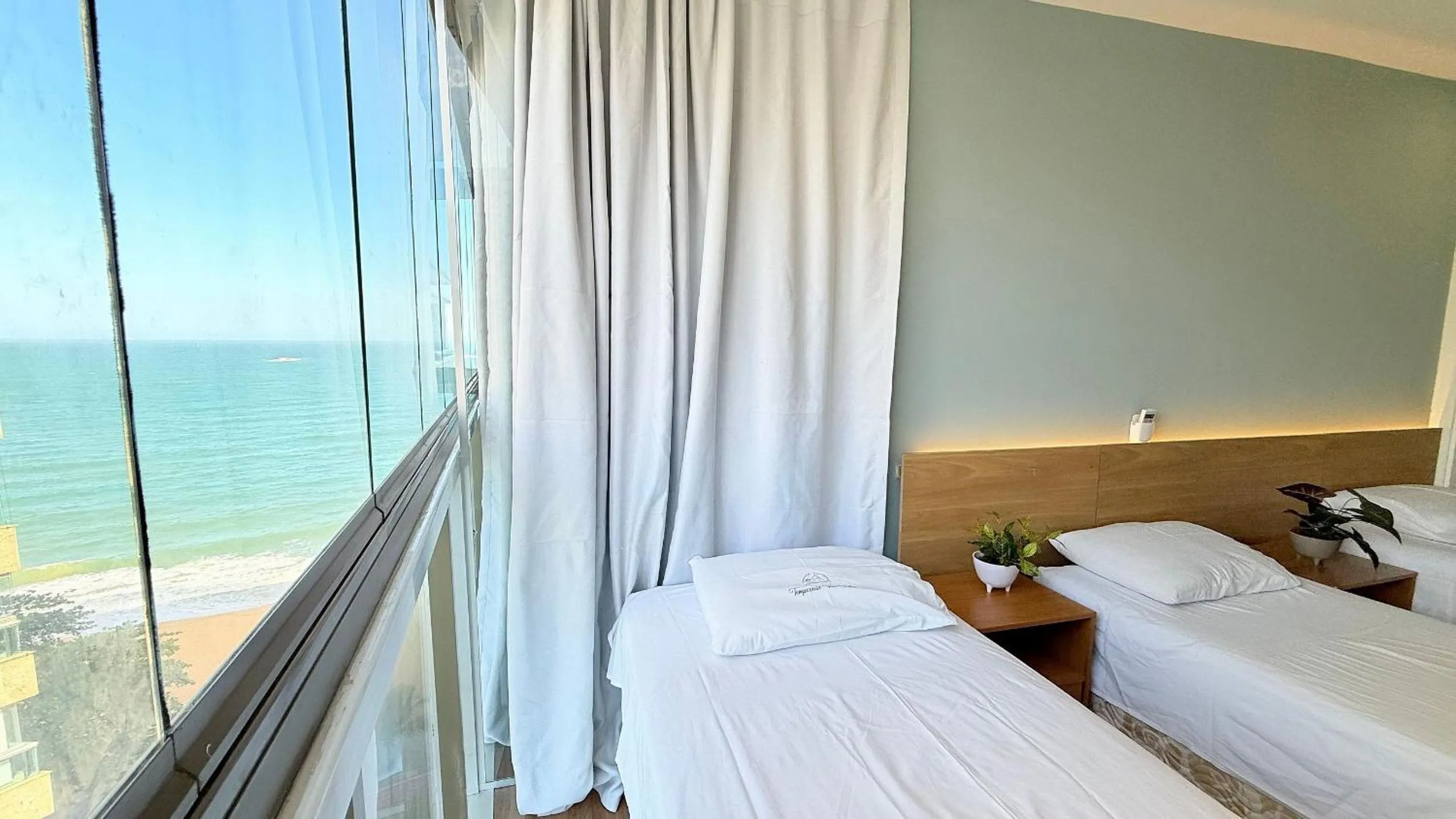 Sea view, Bed in Diamond Beach