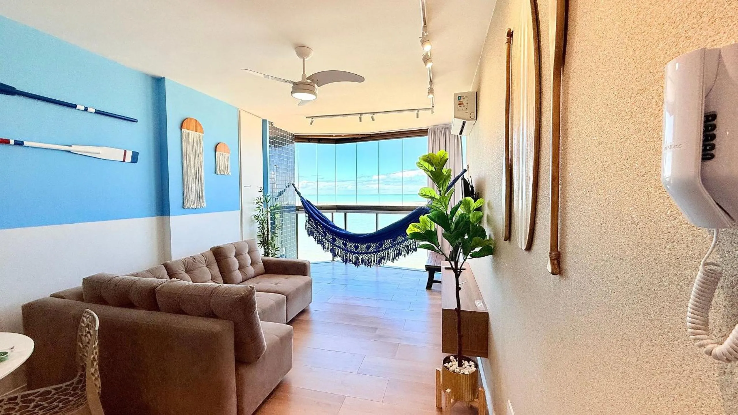 Communal lounge/ TV room in Diamond Beach