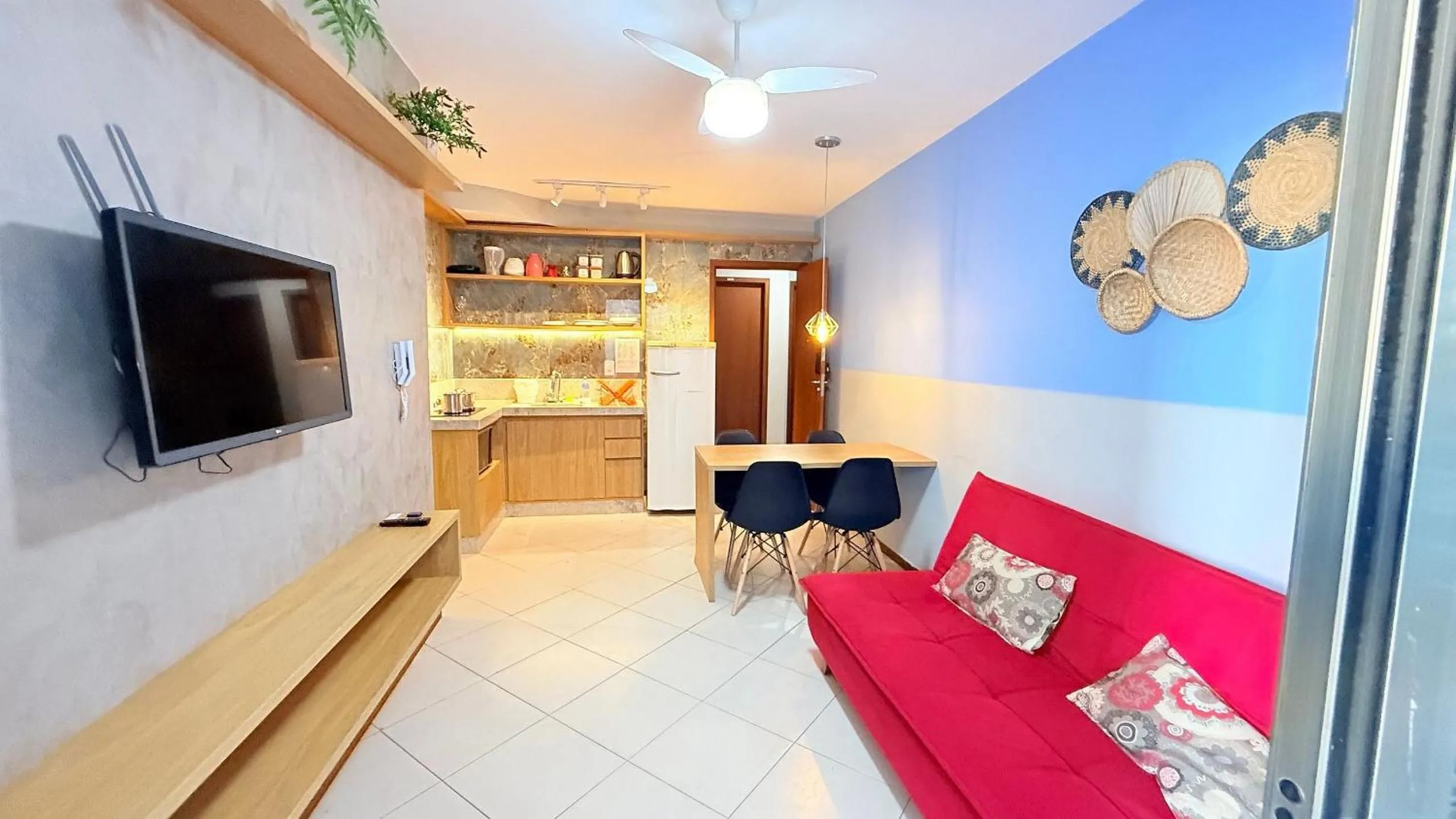 Communal lounge/ TV room in Diamond Beach