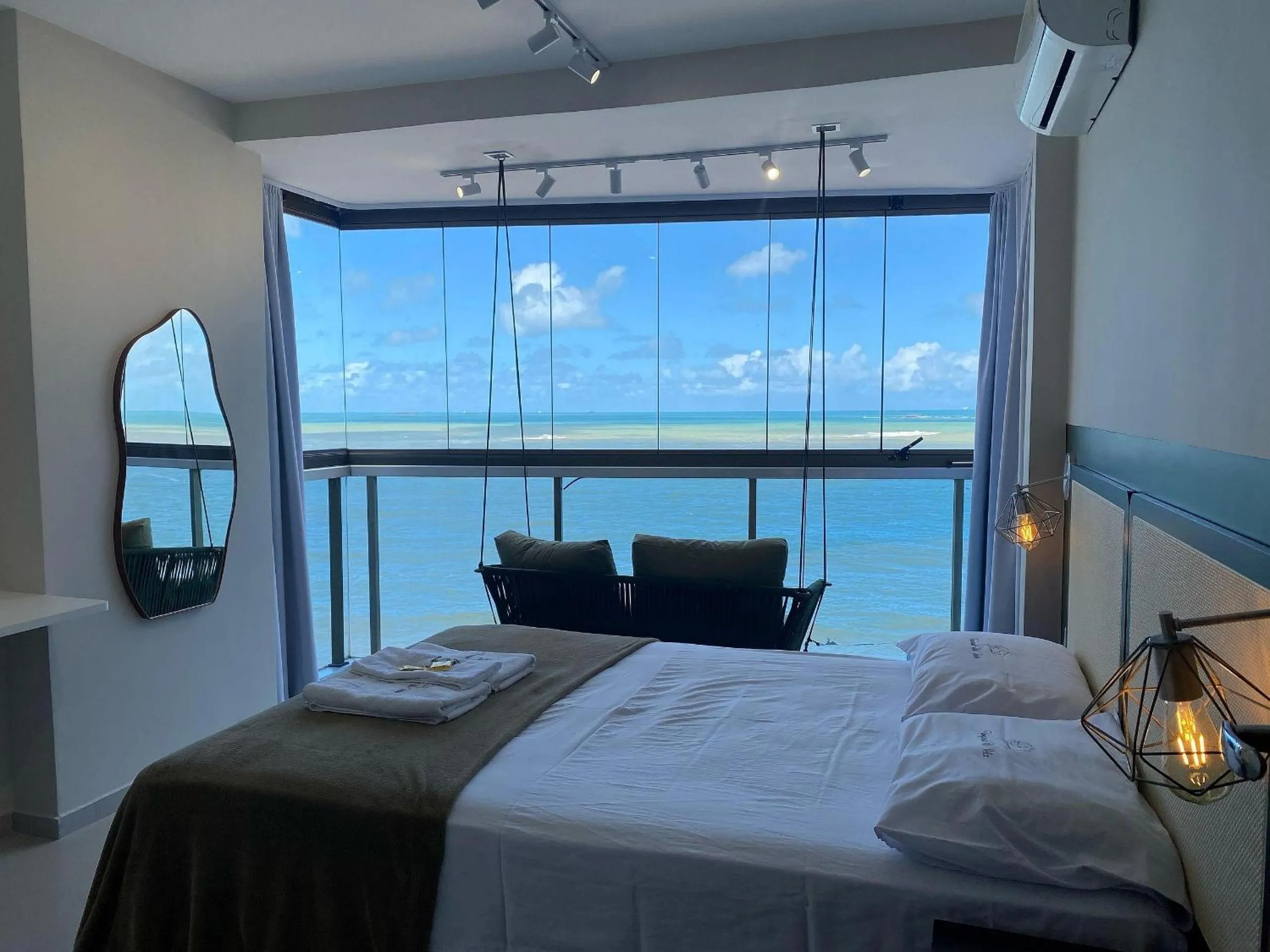Bedroom, Bed in Diamond Beach