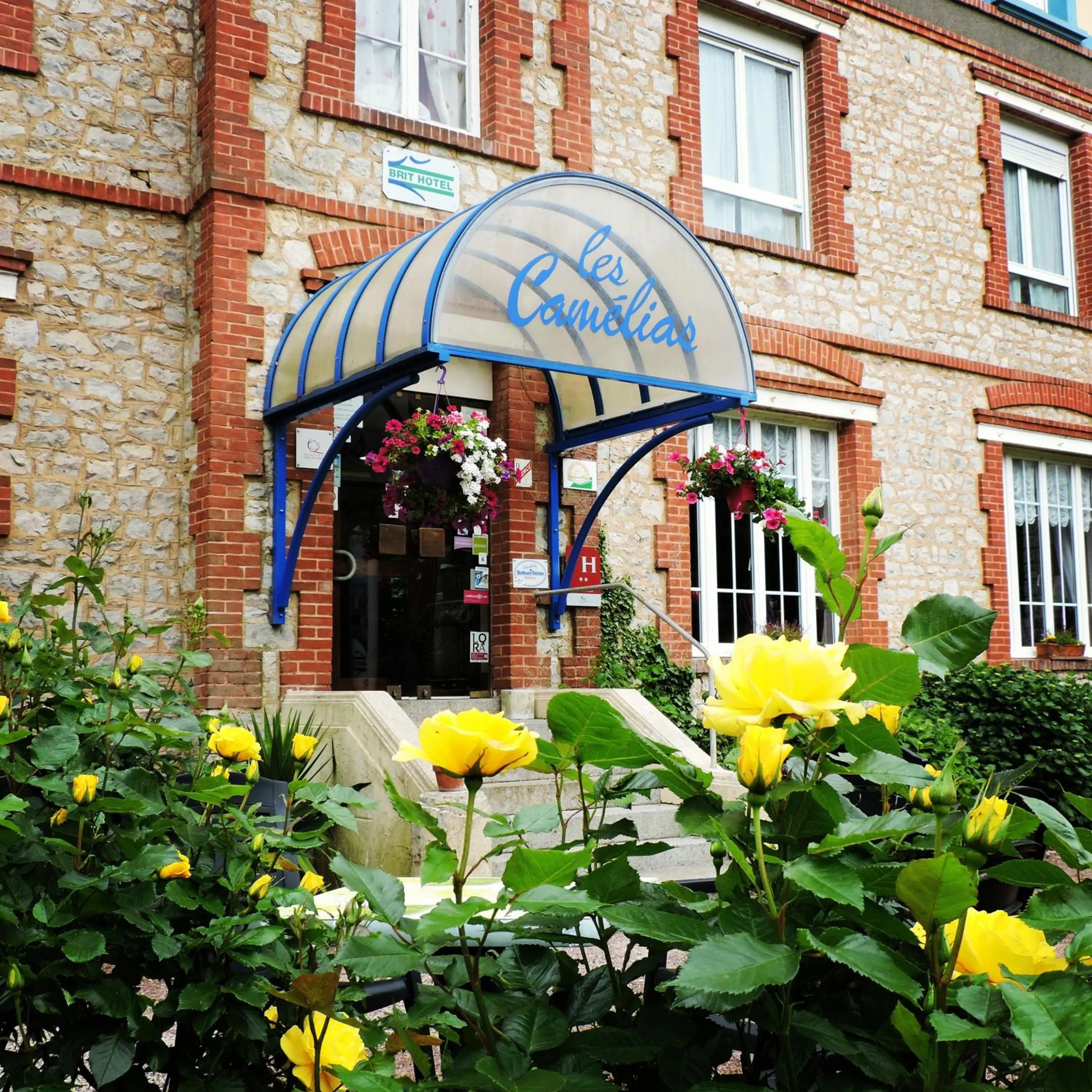 Facade/entrance in Les Camelias