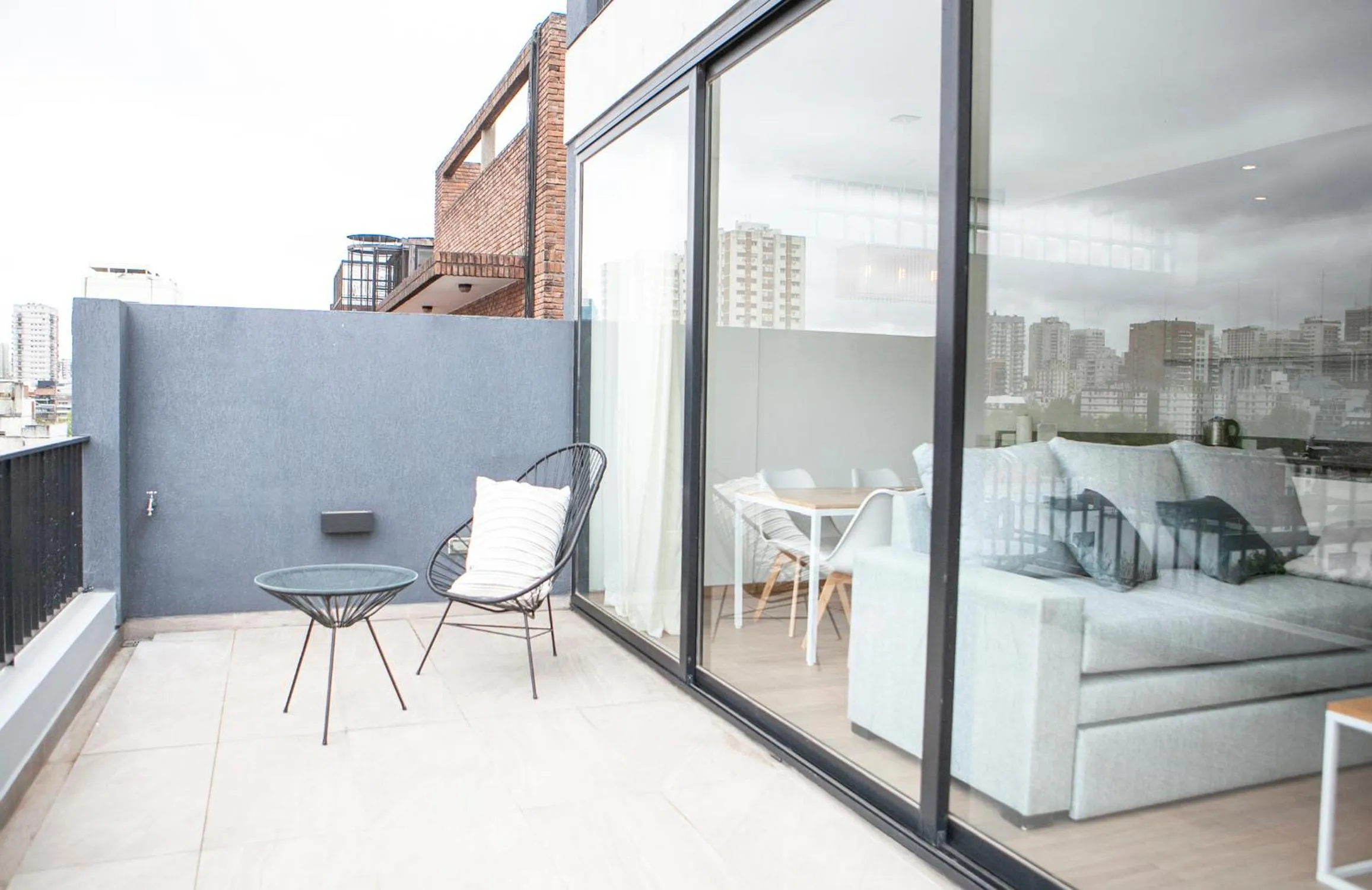 Balcony/Terrace in Monroe Suites
