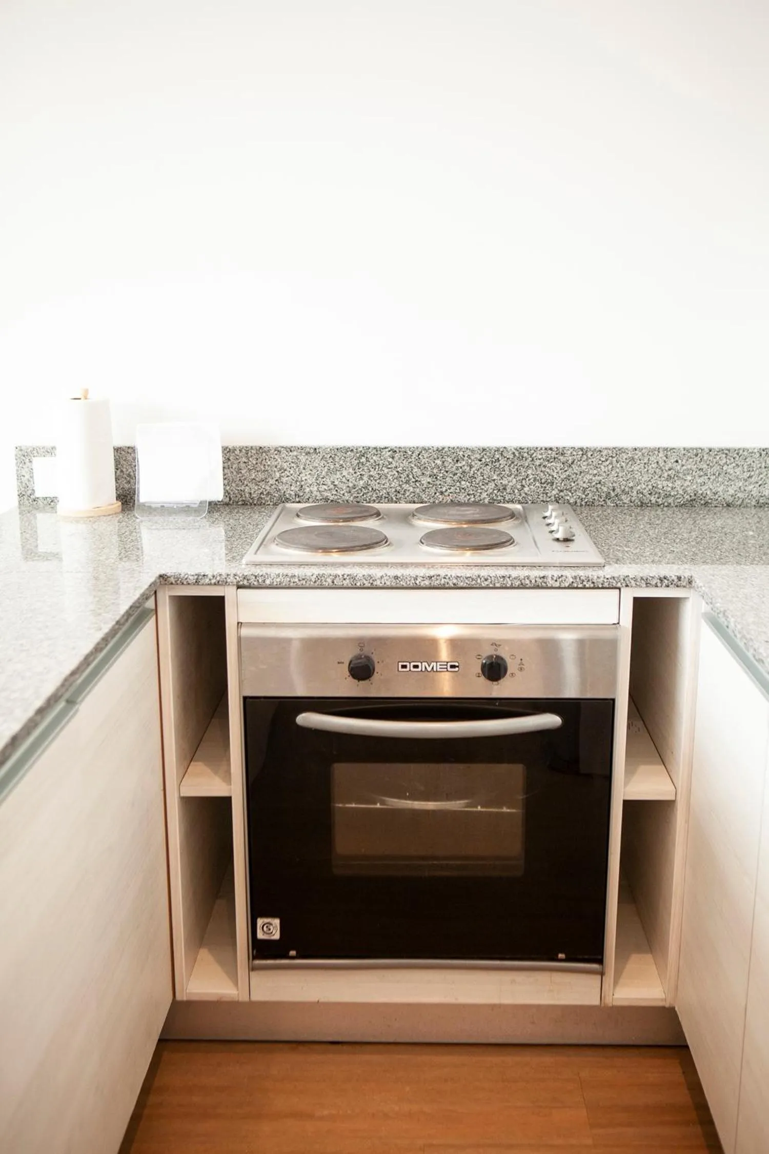 Kitchen or kitchenette in Monroe Suites