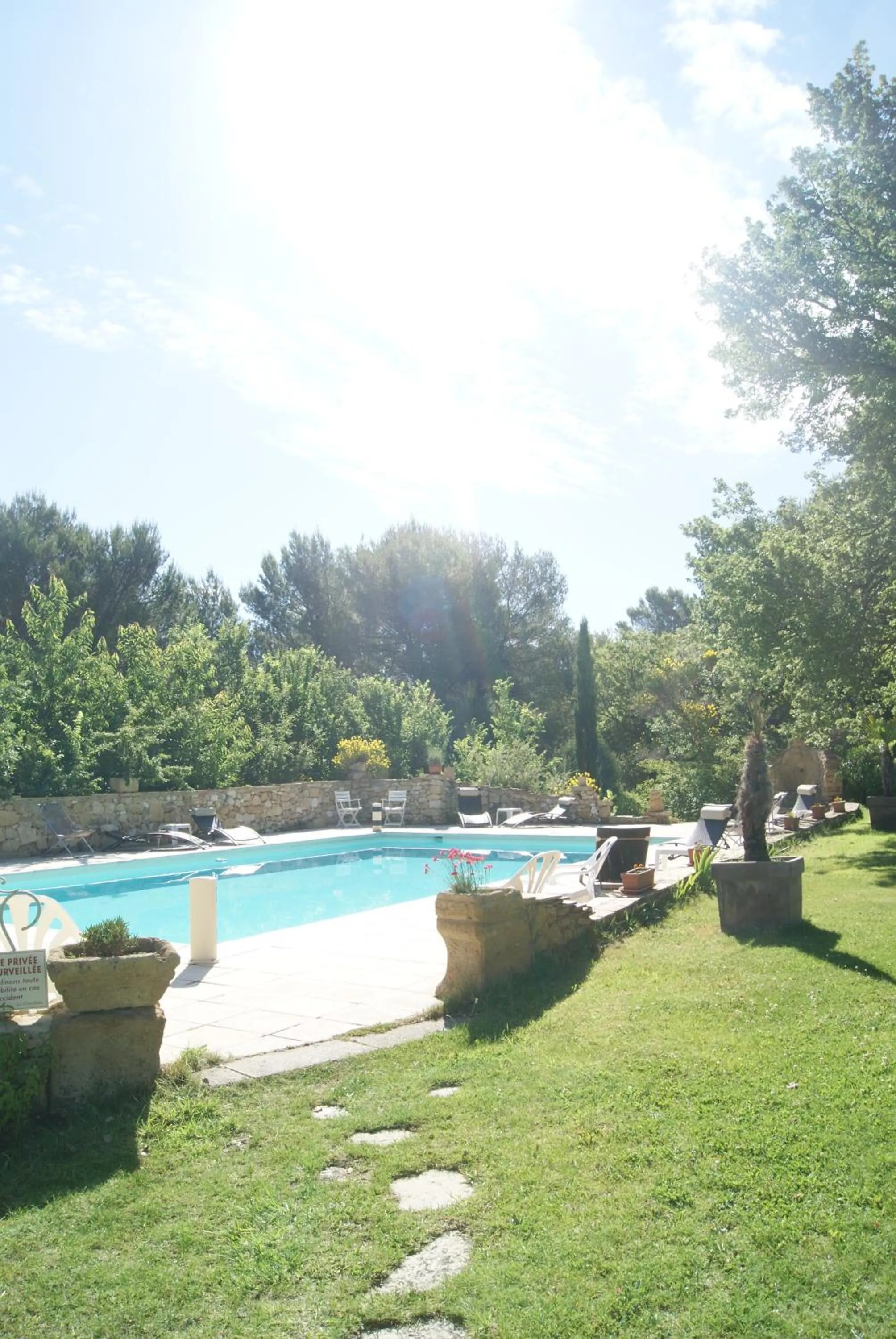 Swimming pool in Le Mas des Chênes
