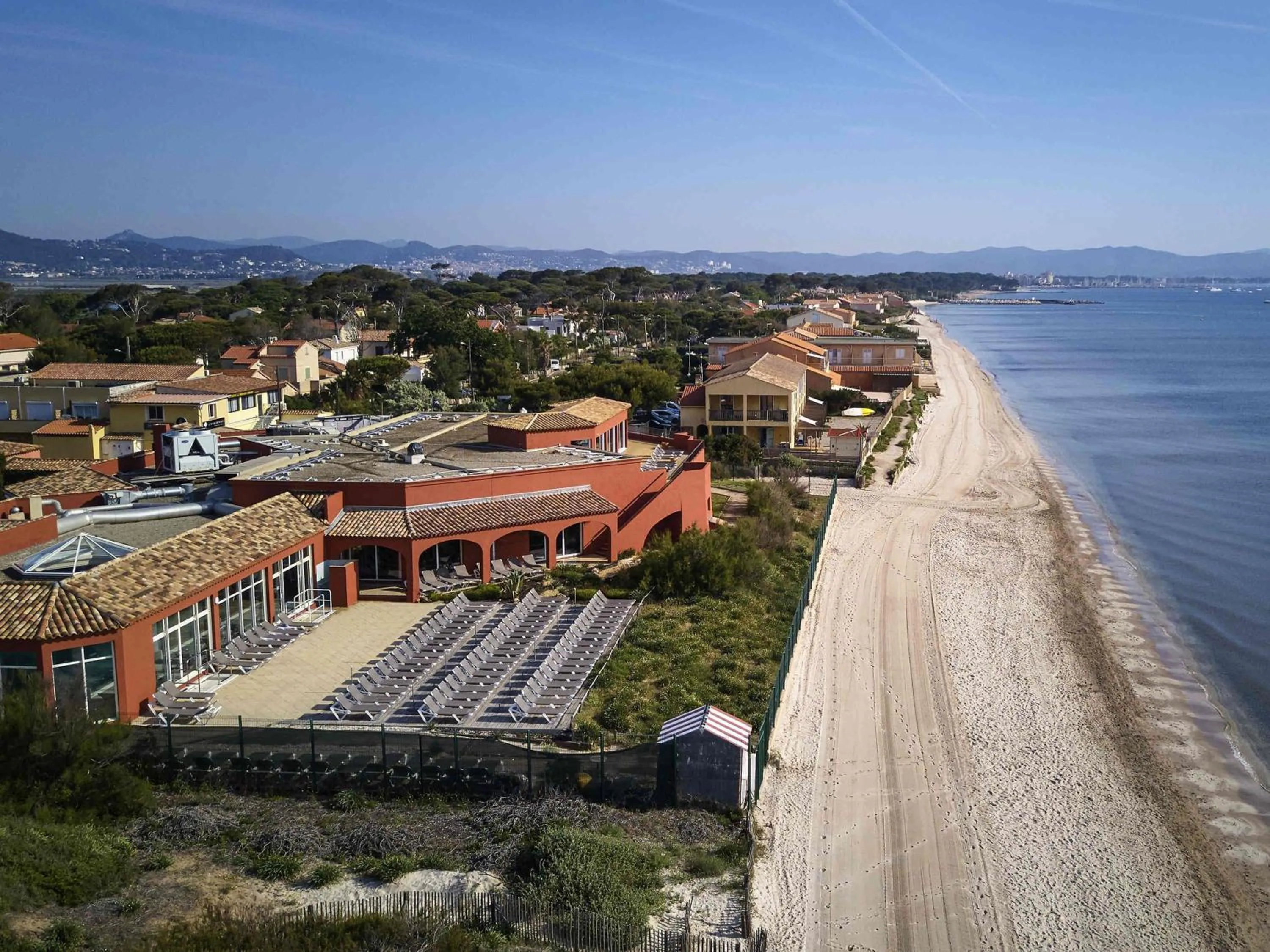 Property building in ibis Thalassa Hyeres Plage