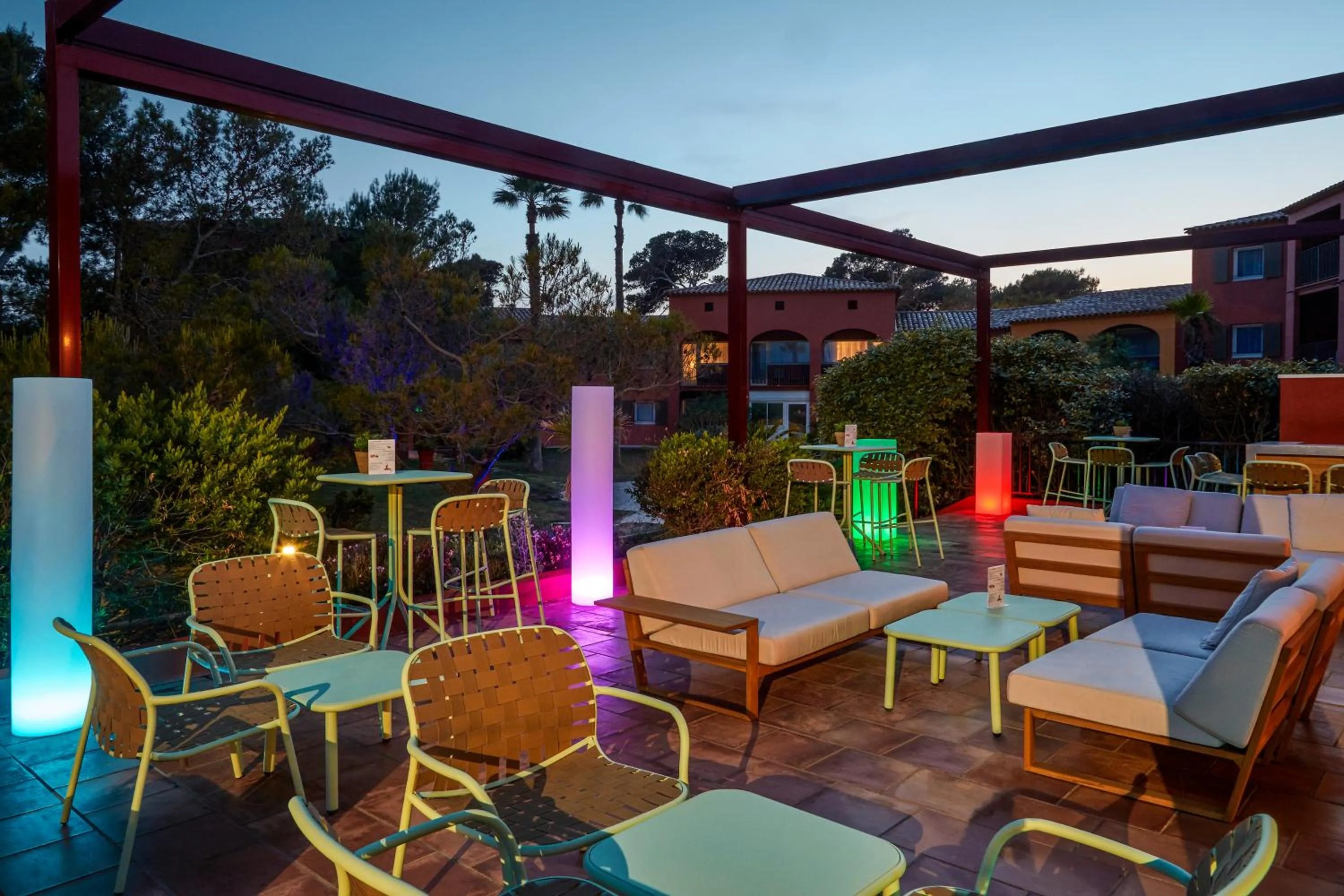 Patio in ibis Thalassa Hyeres Plage