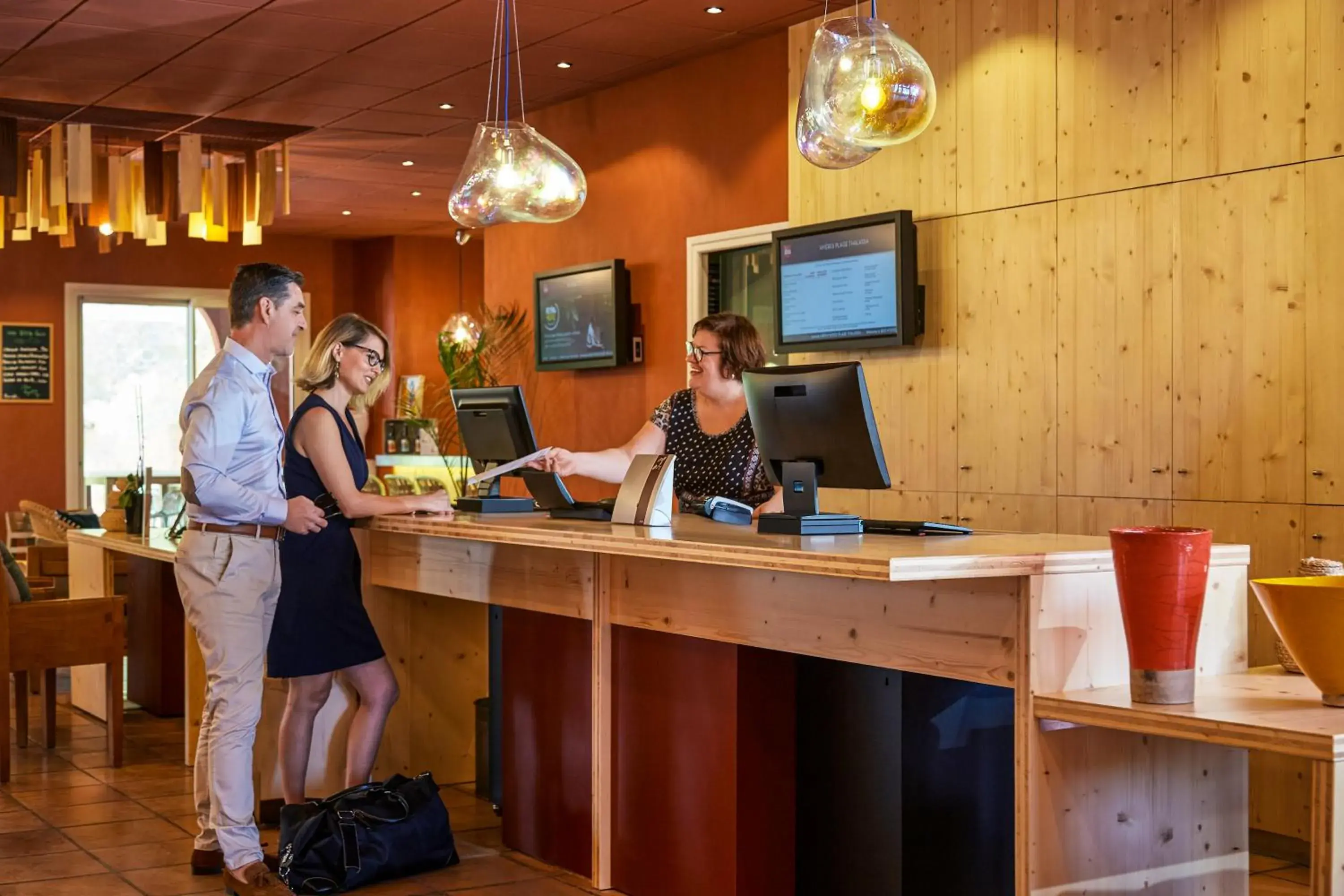 Lobby or reception in ibis Thalassa Hyeres Plage Lobby or reception in ibis Thalassa Hyeres Plage