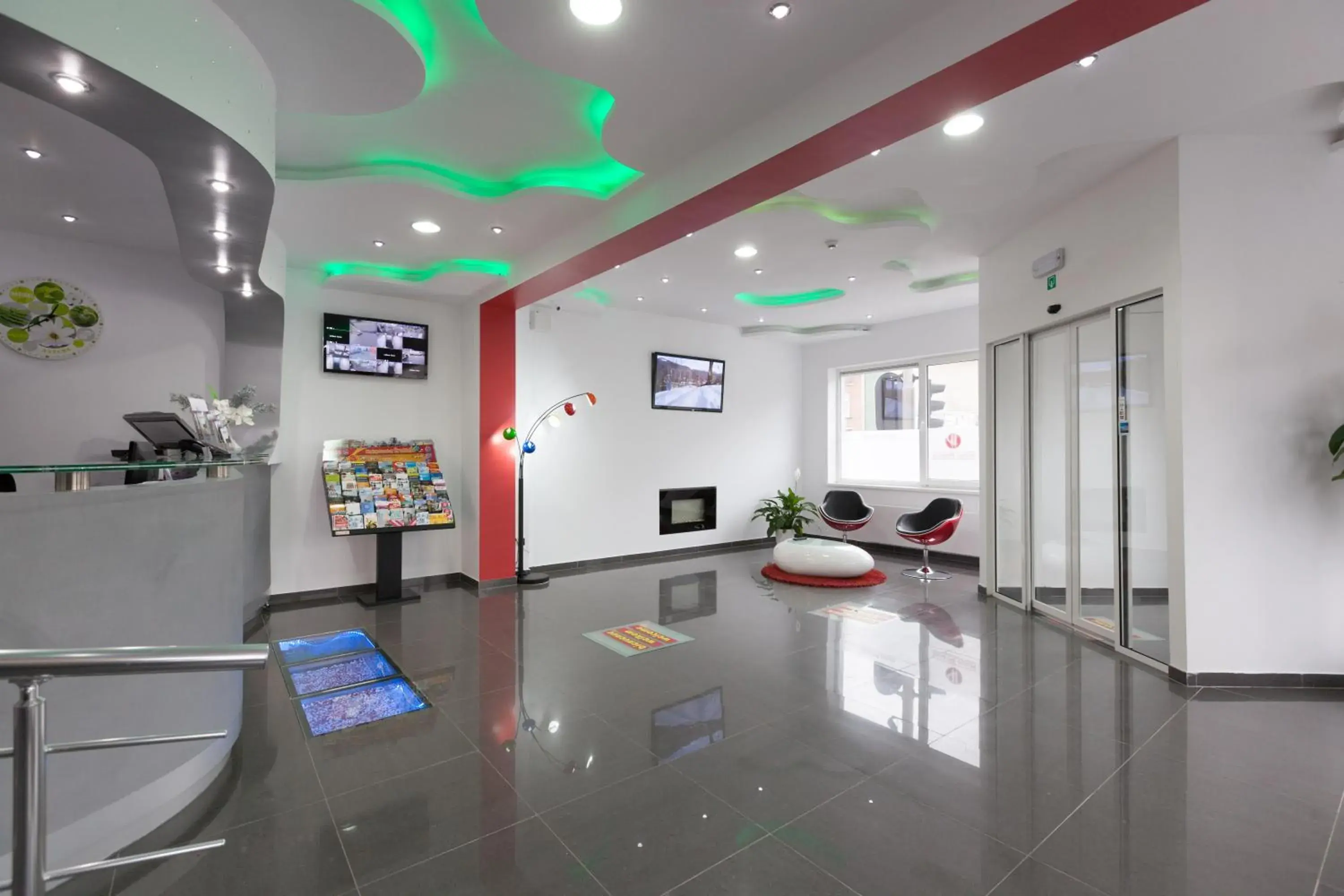 Lobby or reception in Hotel Phenix Lobby or reception in Hotel Phenix