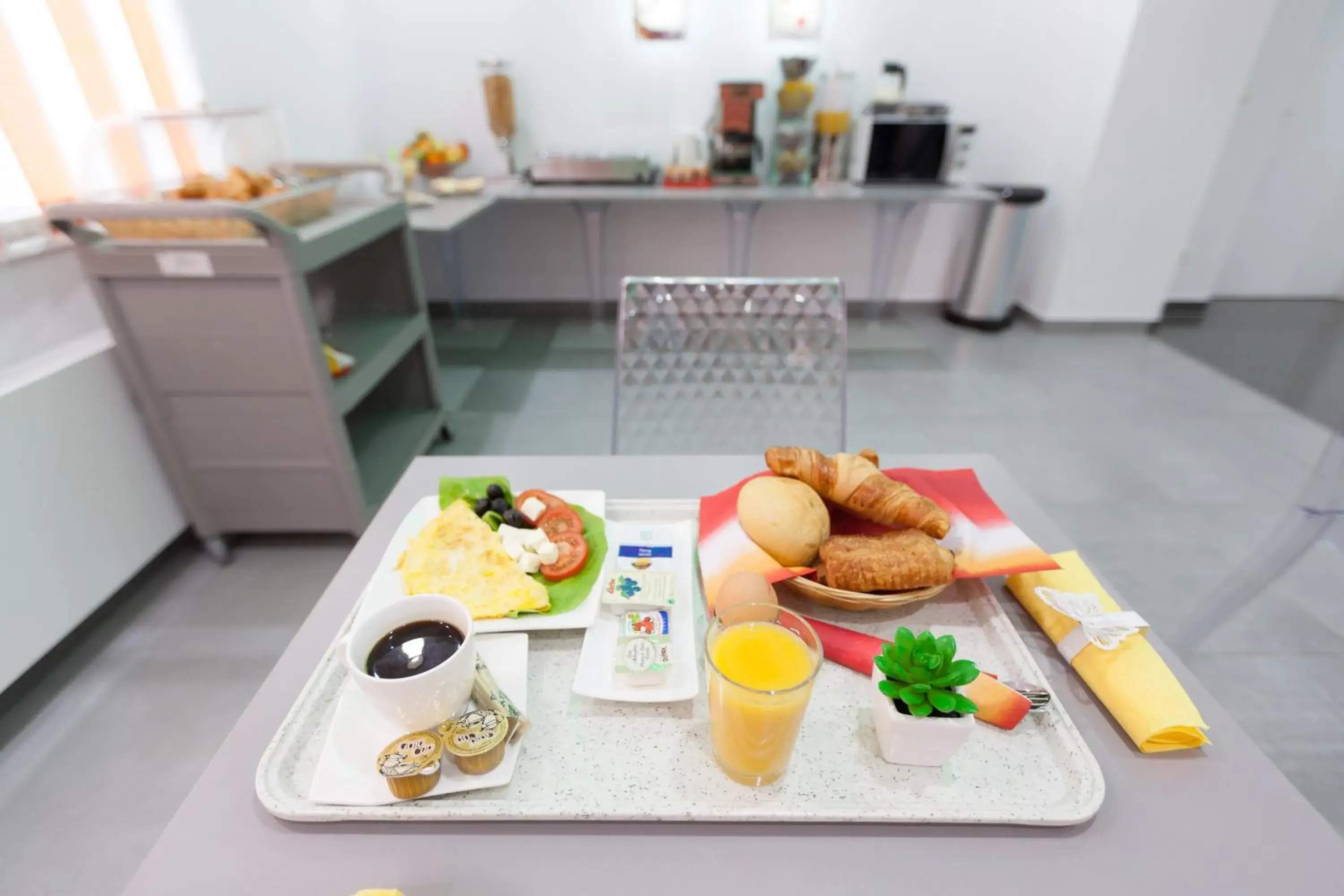 Restaurant/places to eat in Hotel Phenix Restaurant/places to eat in Hotel Phenix