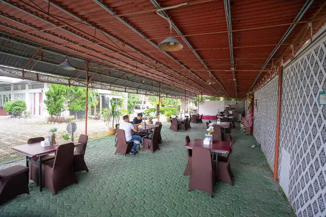 Restaurant/places to eat in Bangka City Hotel Restaurant/places to eat in Bangka City Hotel