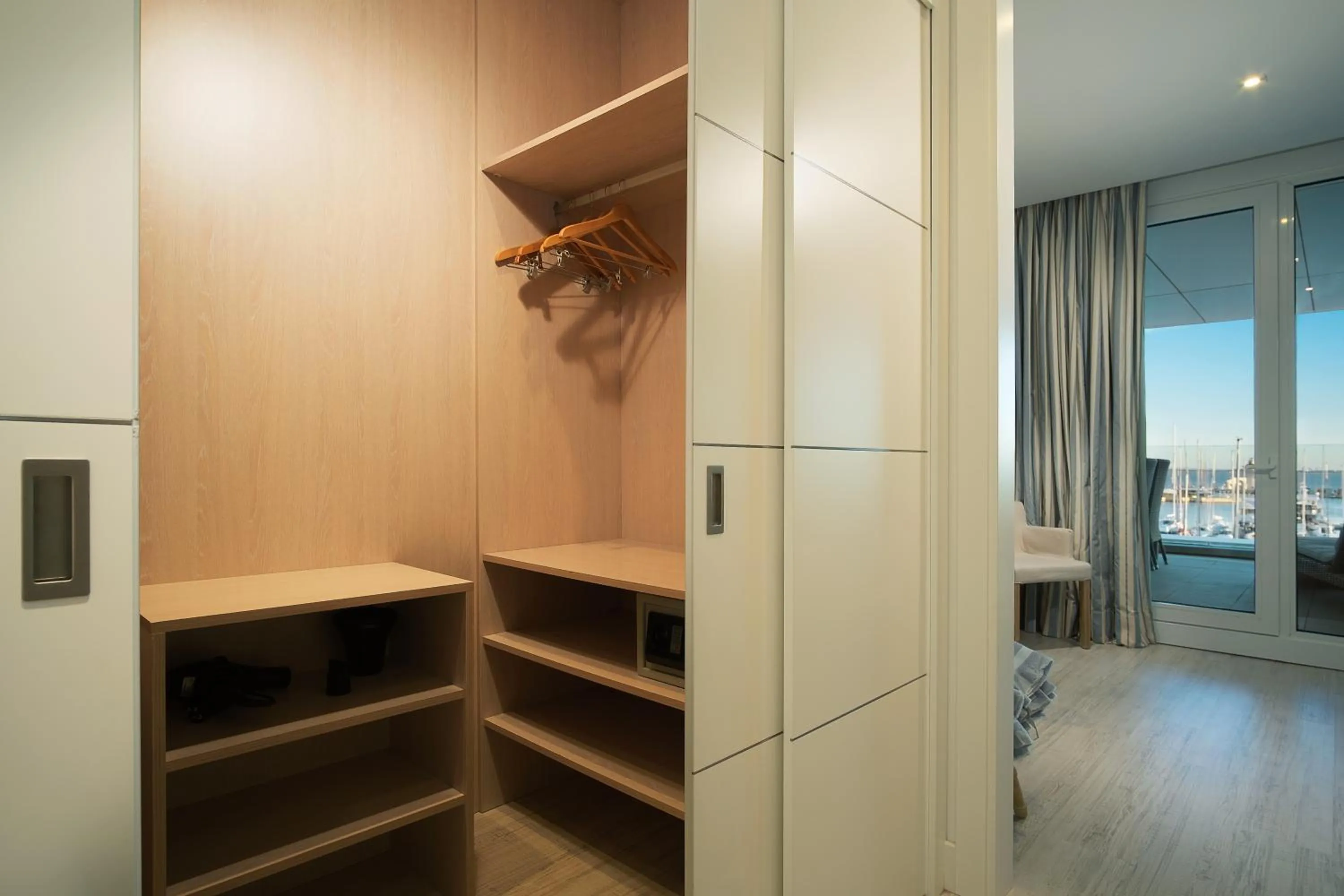 Other, Bed in Suites Puerto Sherry