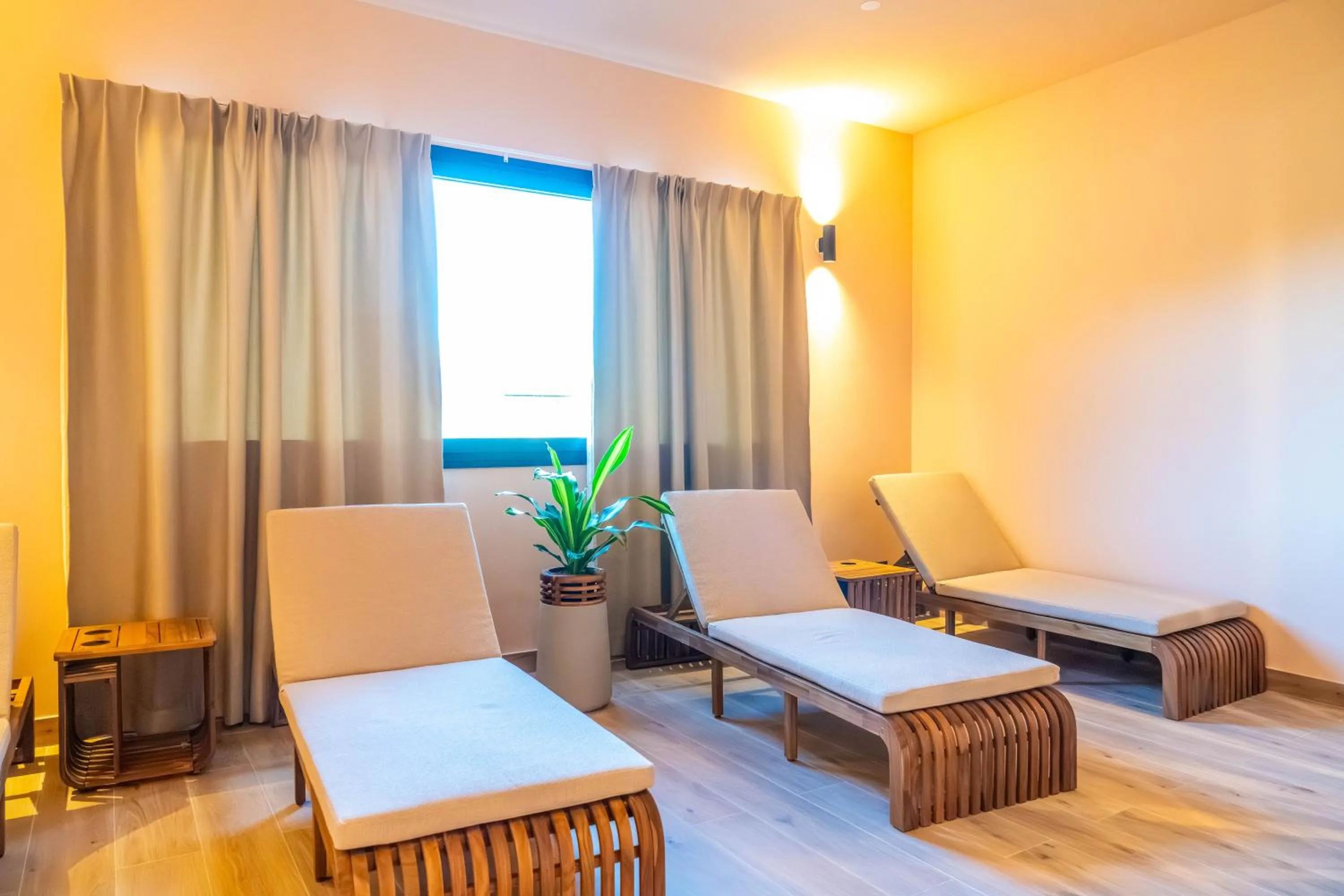 Spa and wellness centre/facilities in Best Western Plus Clos Syrah