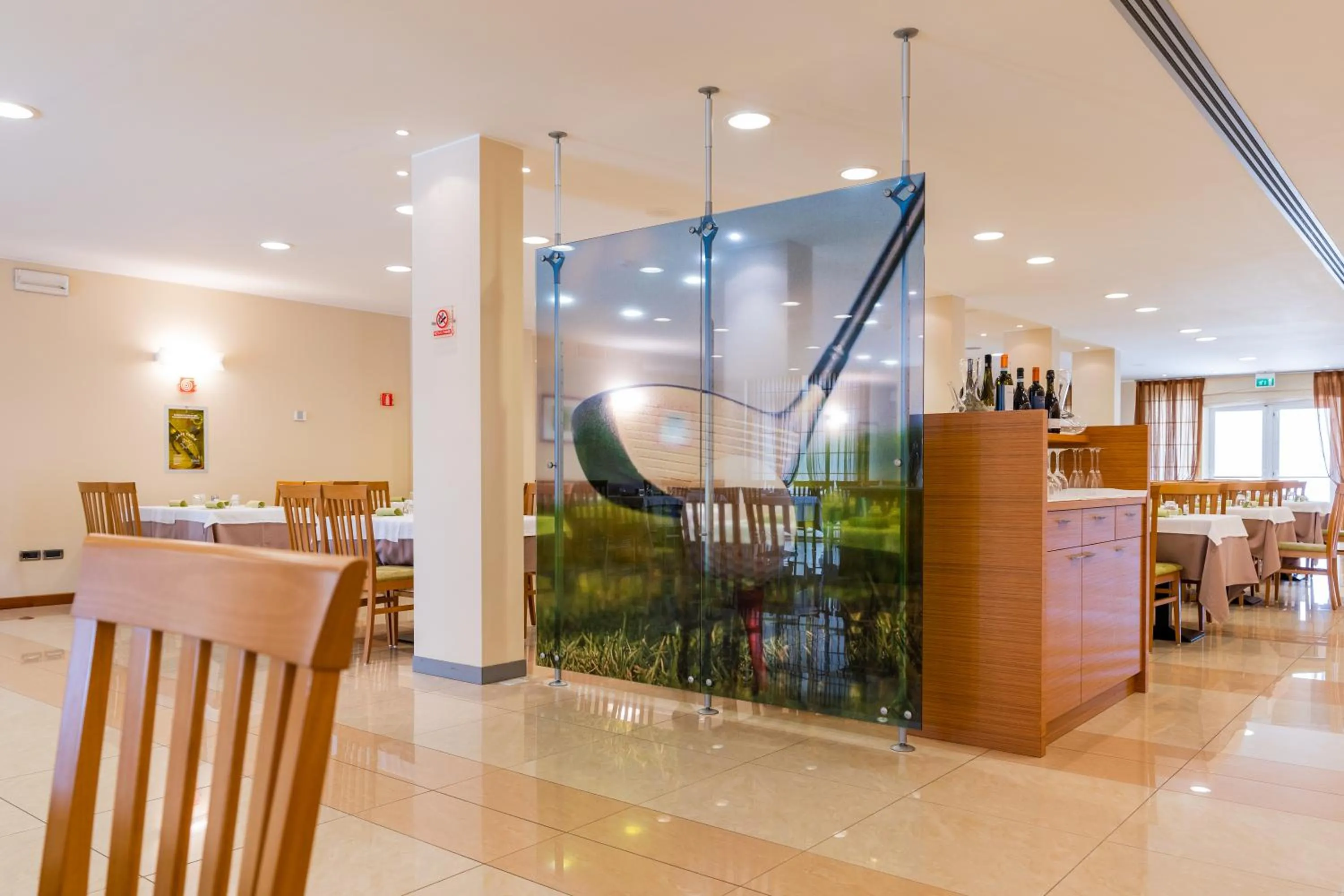 Restaurant/places to eat in Hotel Maregolf