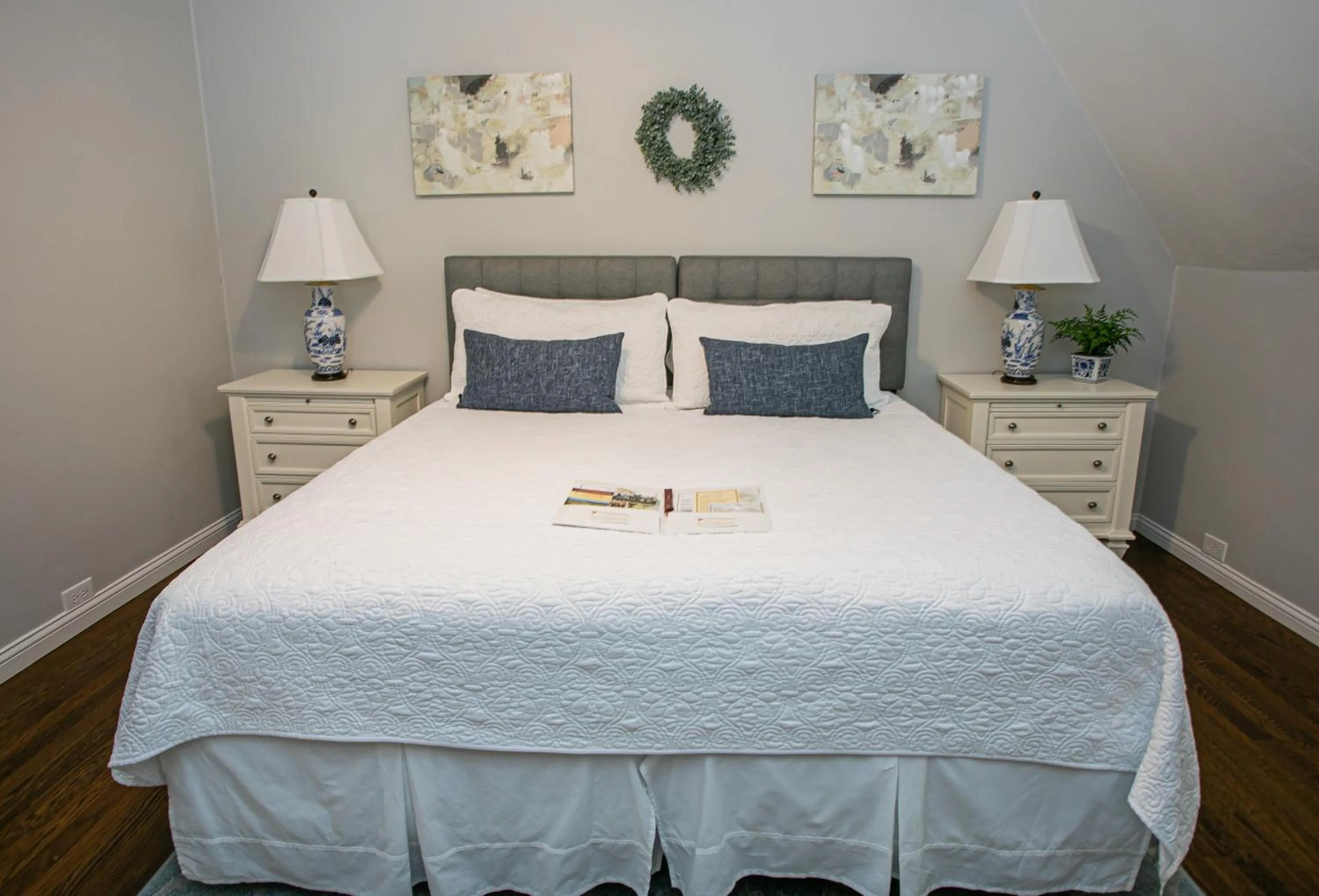 Bed in Hummingbird Estate