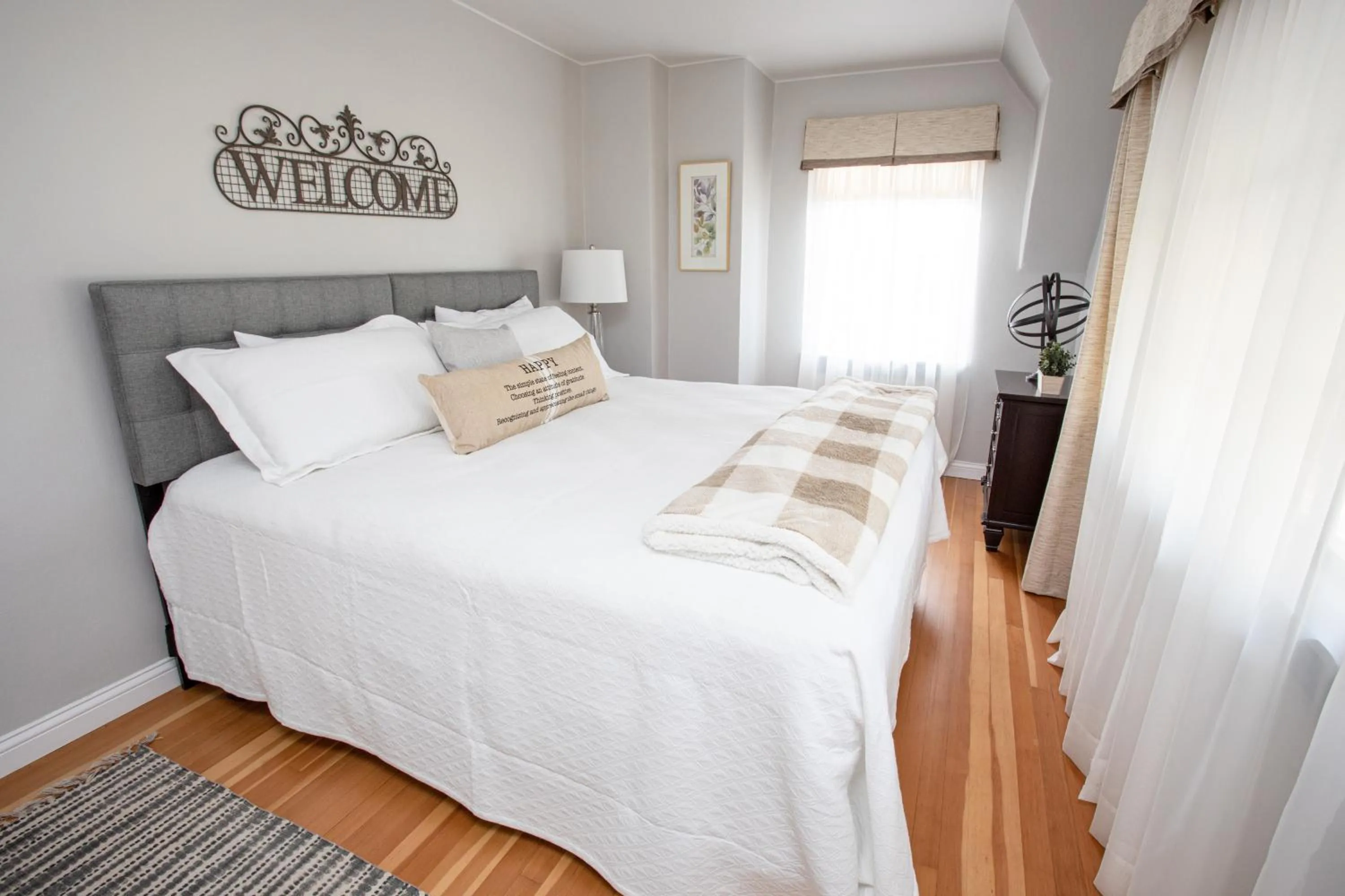 Bed in Hummingbird Estate