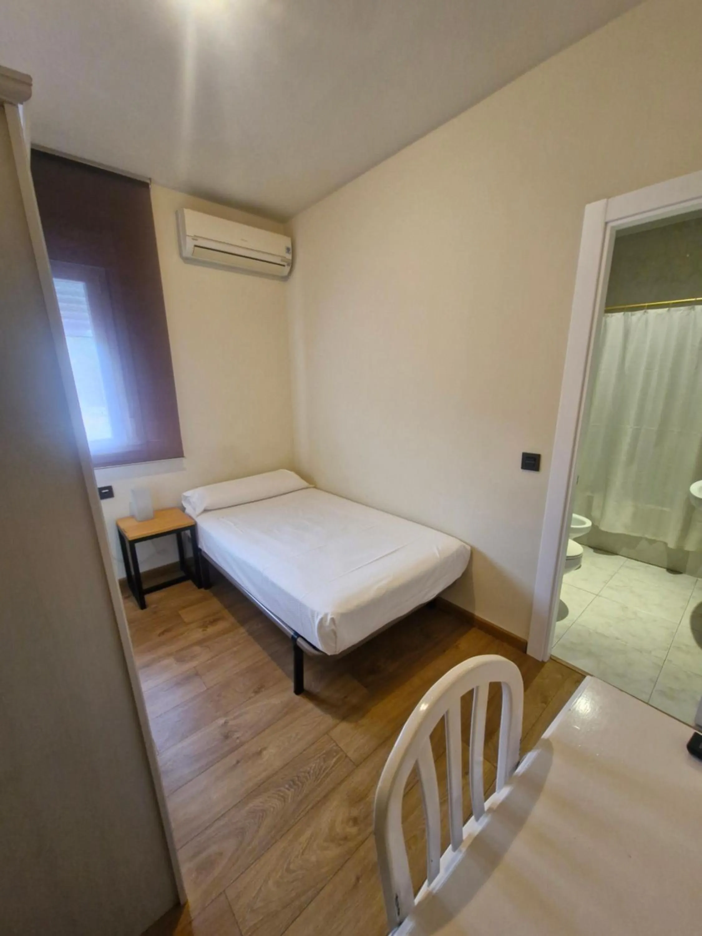 Bed in Complejo Roma