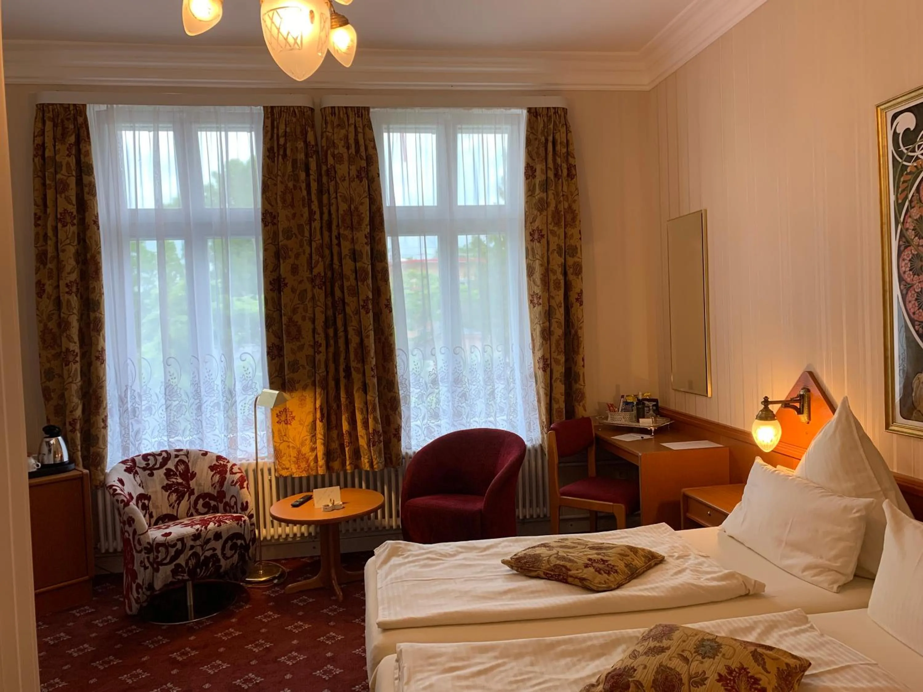 Photo of the whole room, Bed in Hotel Seeufer