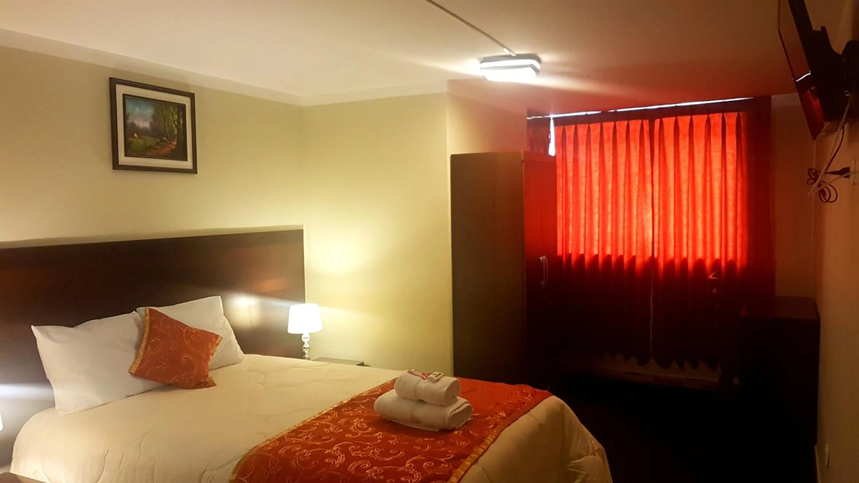 Photo of the whole room in Hotel Los Nogales