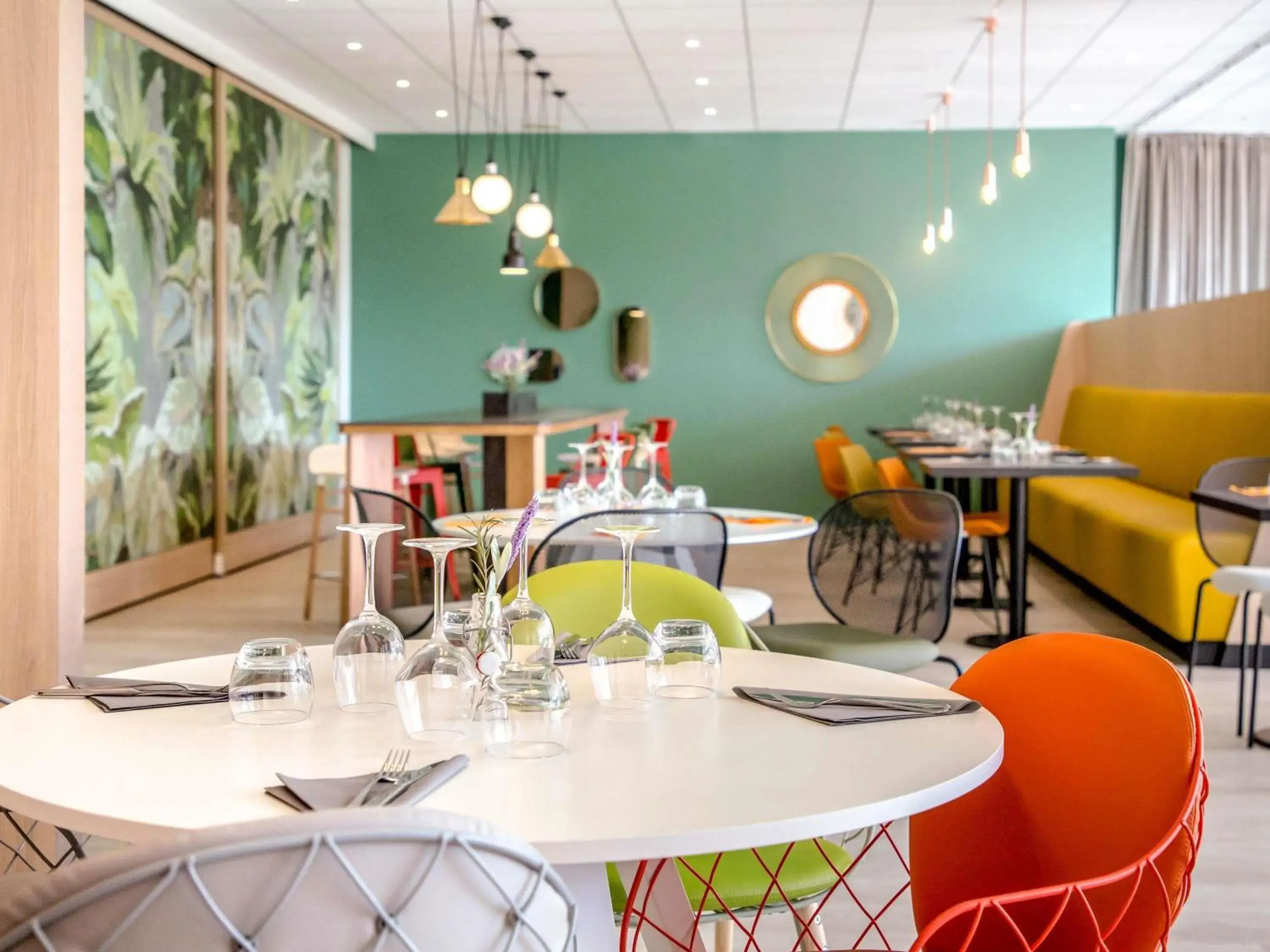 Restaurant/places to eat in Ibis Cavaillon Portes du Luberon Restaurant/places to eat in Ibis Cavaillon Portes du Luberon