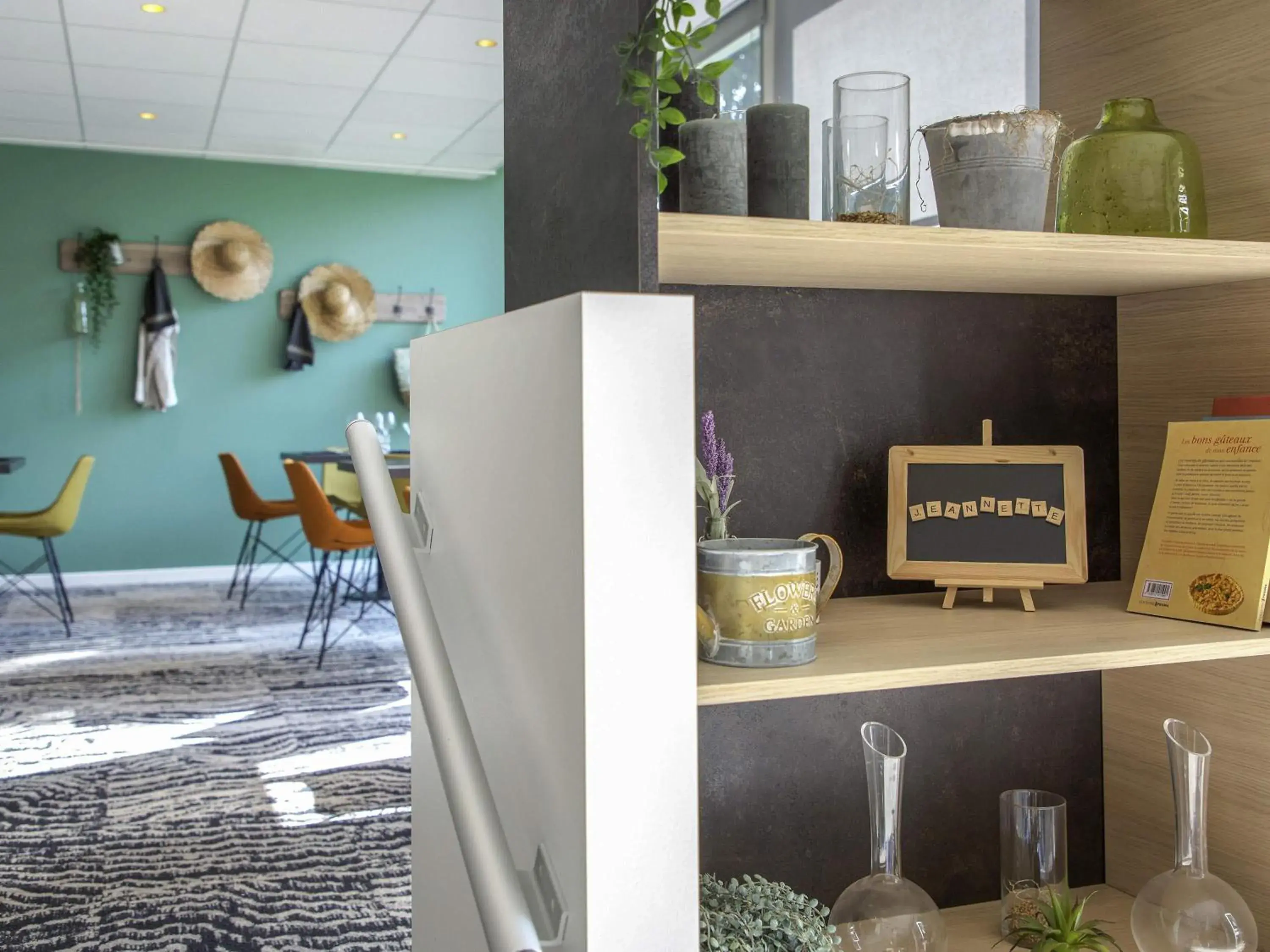 Restaurant/places to eat in Ibis Cavaillon Portes du Luberon Restaurant/places to eat in Ibis Cavaillon Portes du Luberon