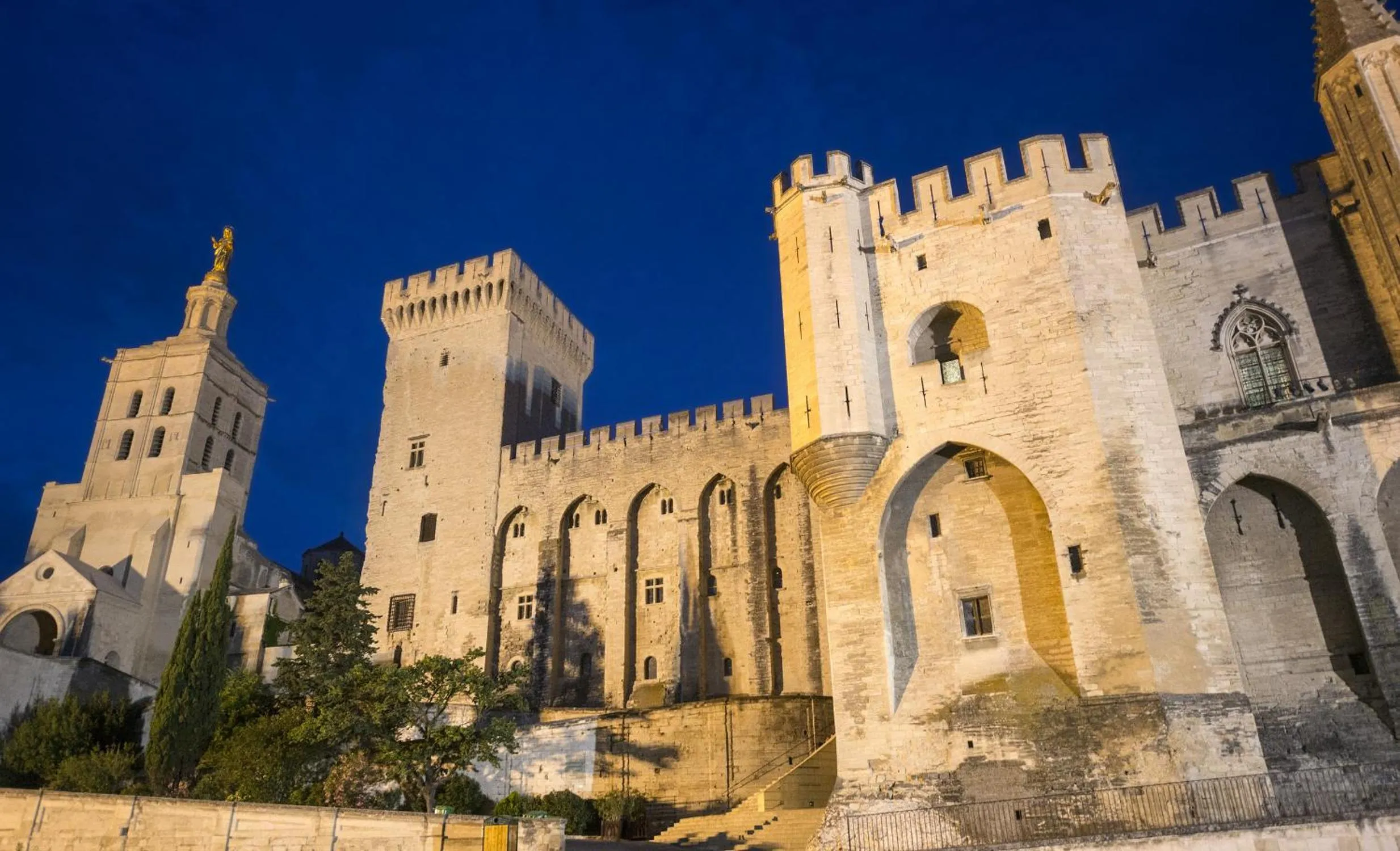 Area and facilities in Ibis Cavaillon Portes du Luberon