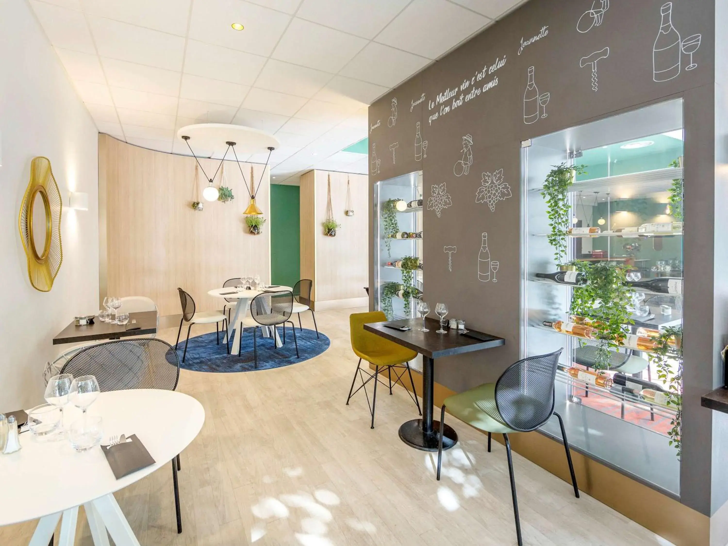 Restaurant/places to eat in Ibis Cavaillon Portes du Luberon Restaurant/places to eat in Ibis Cavaillon Portes du Luberon
