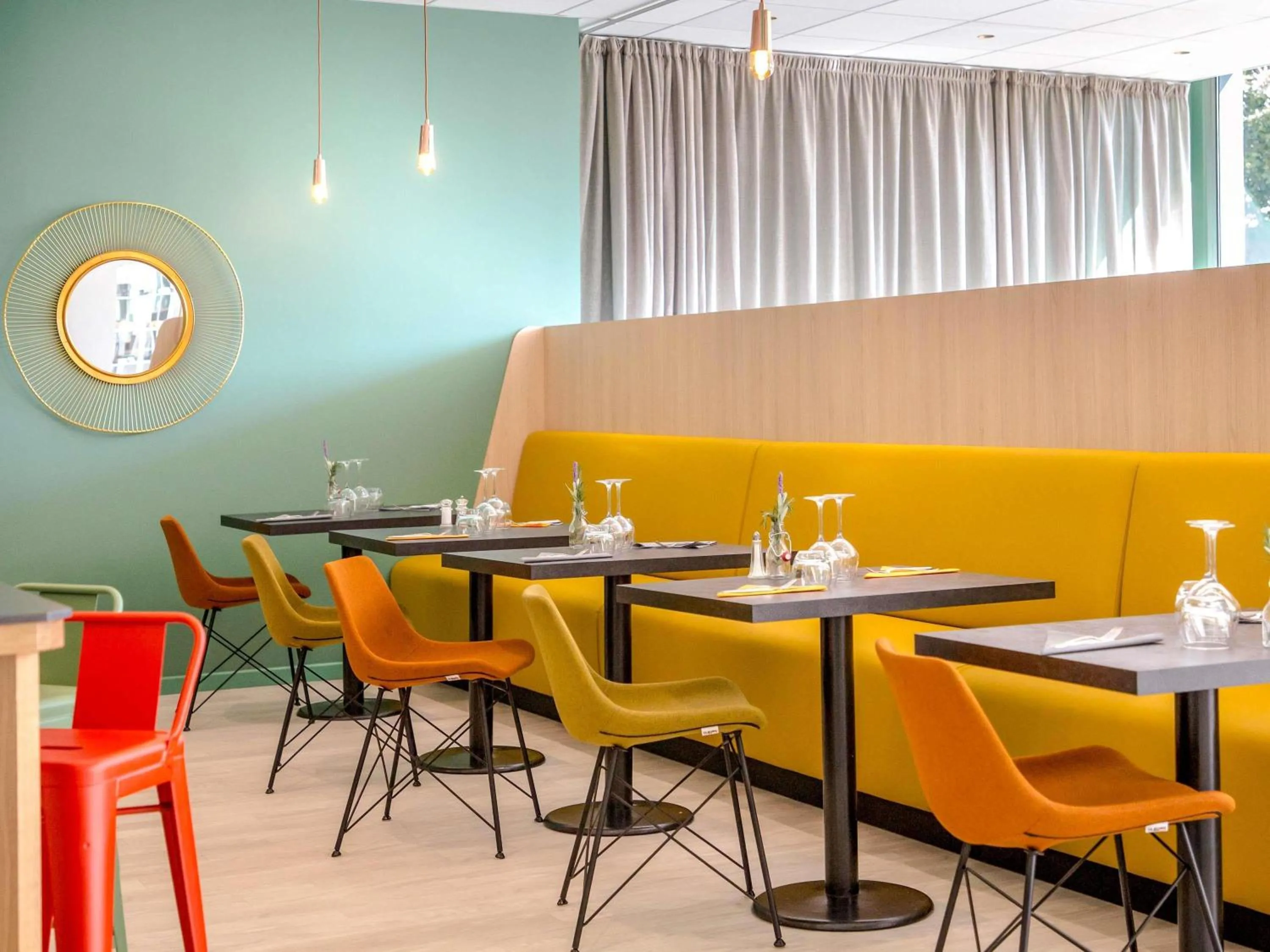 Restaurant/places to eat in Ibis Cavaillon Portes du Luberon