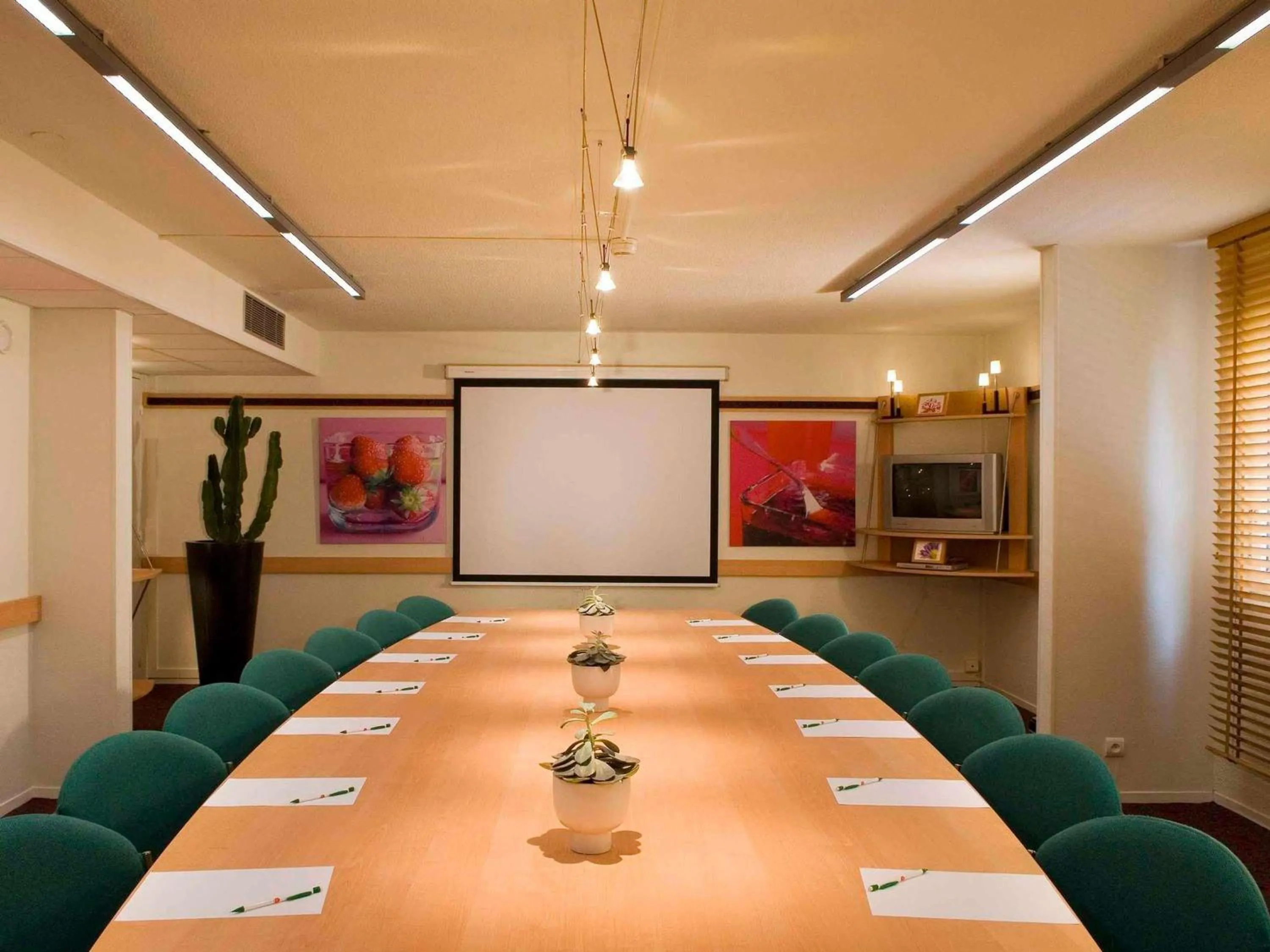 Property building in ibis Metz Centre Cathedrale