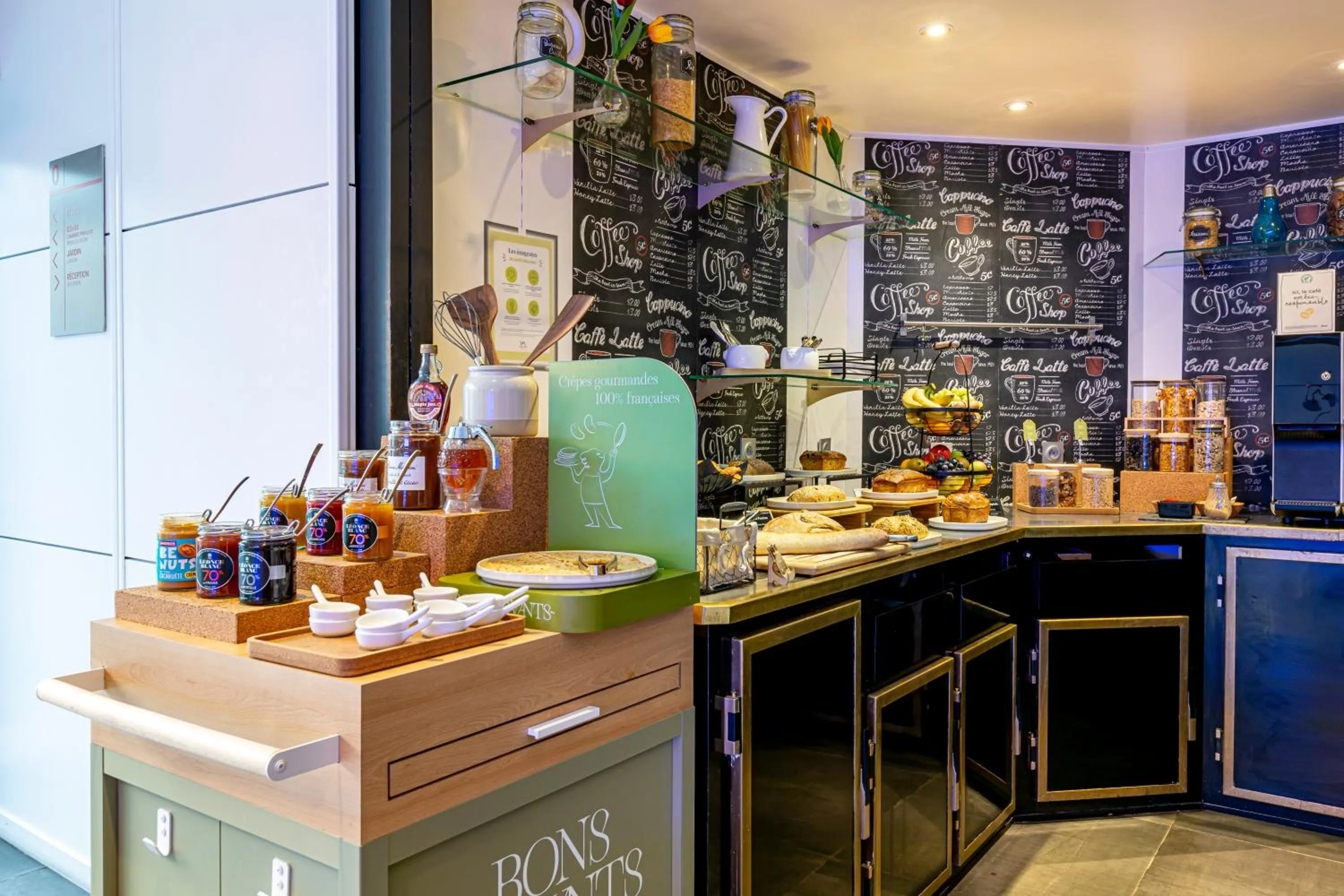 Breakfast in Mercure Paris Malakoff Parc des Expositions