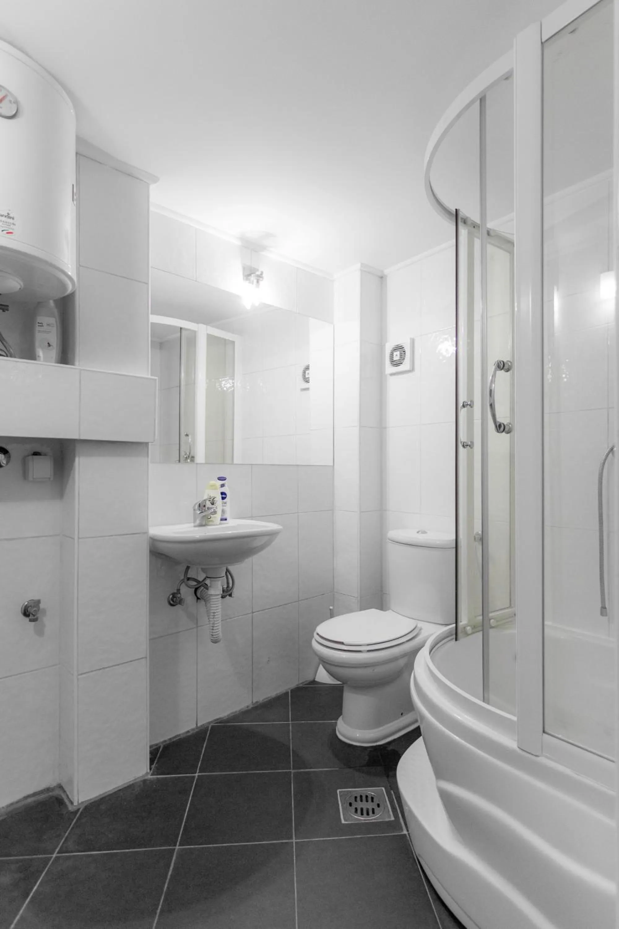 Bathroom in Central Park Apartments