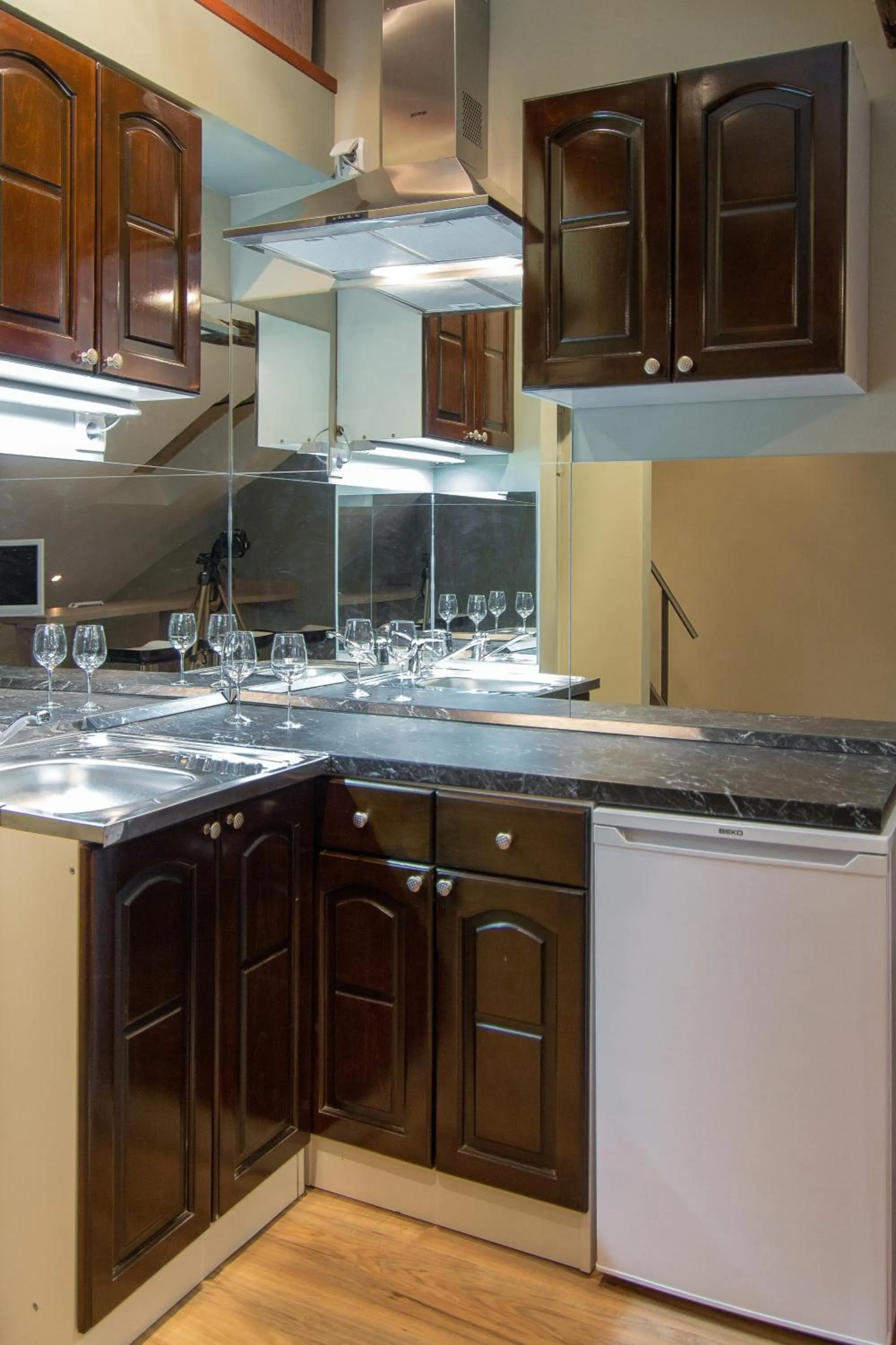 Kitchen or kitchenette in Central Park Apartments